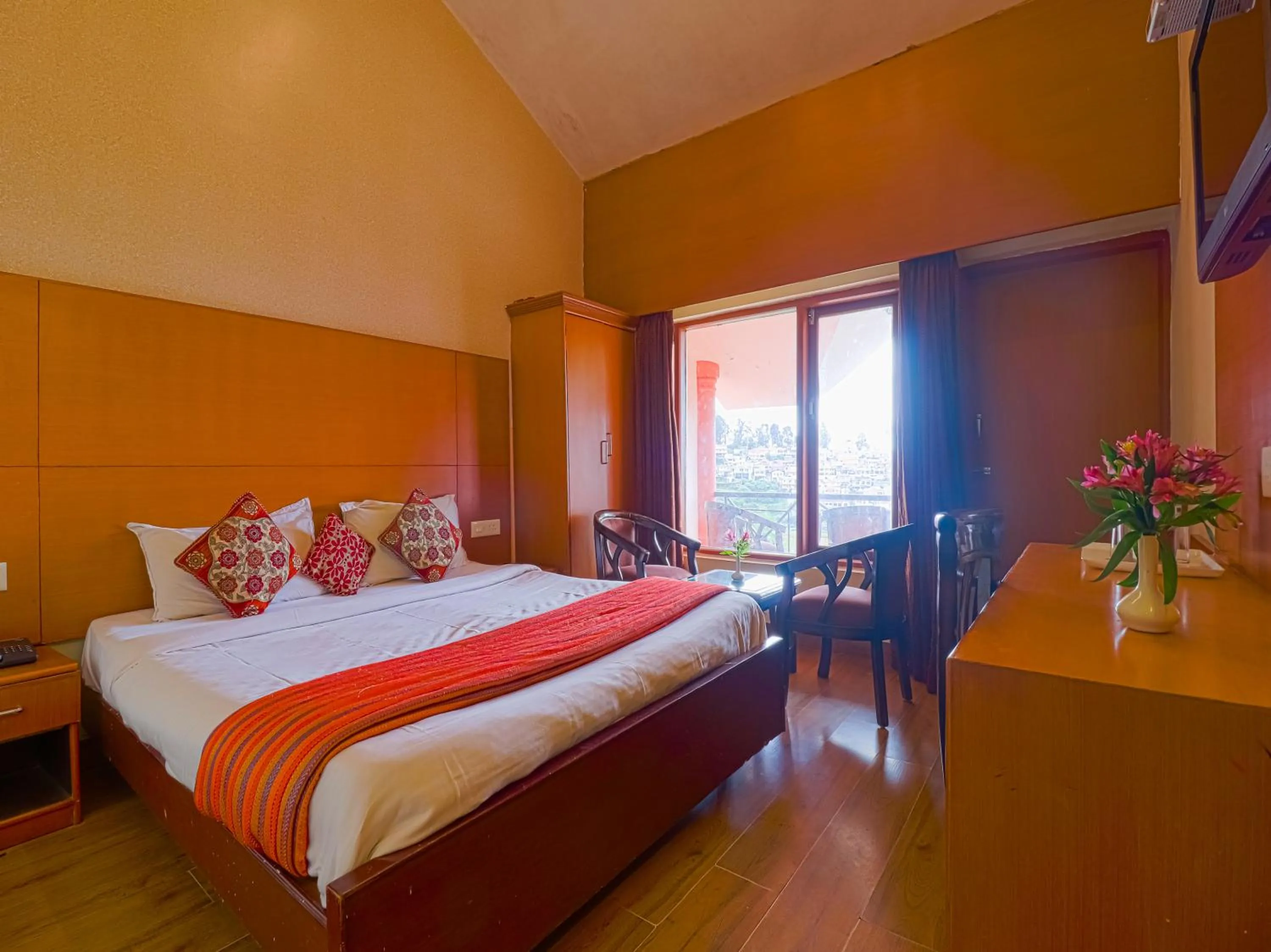 Photo of the whole room, Bed in The Byke Sunshine Grand