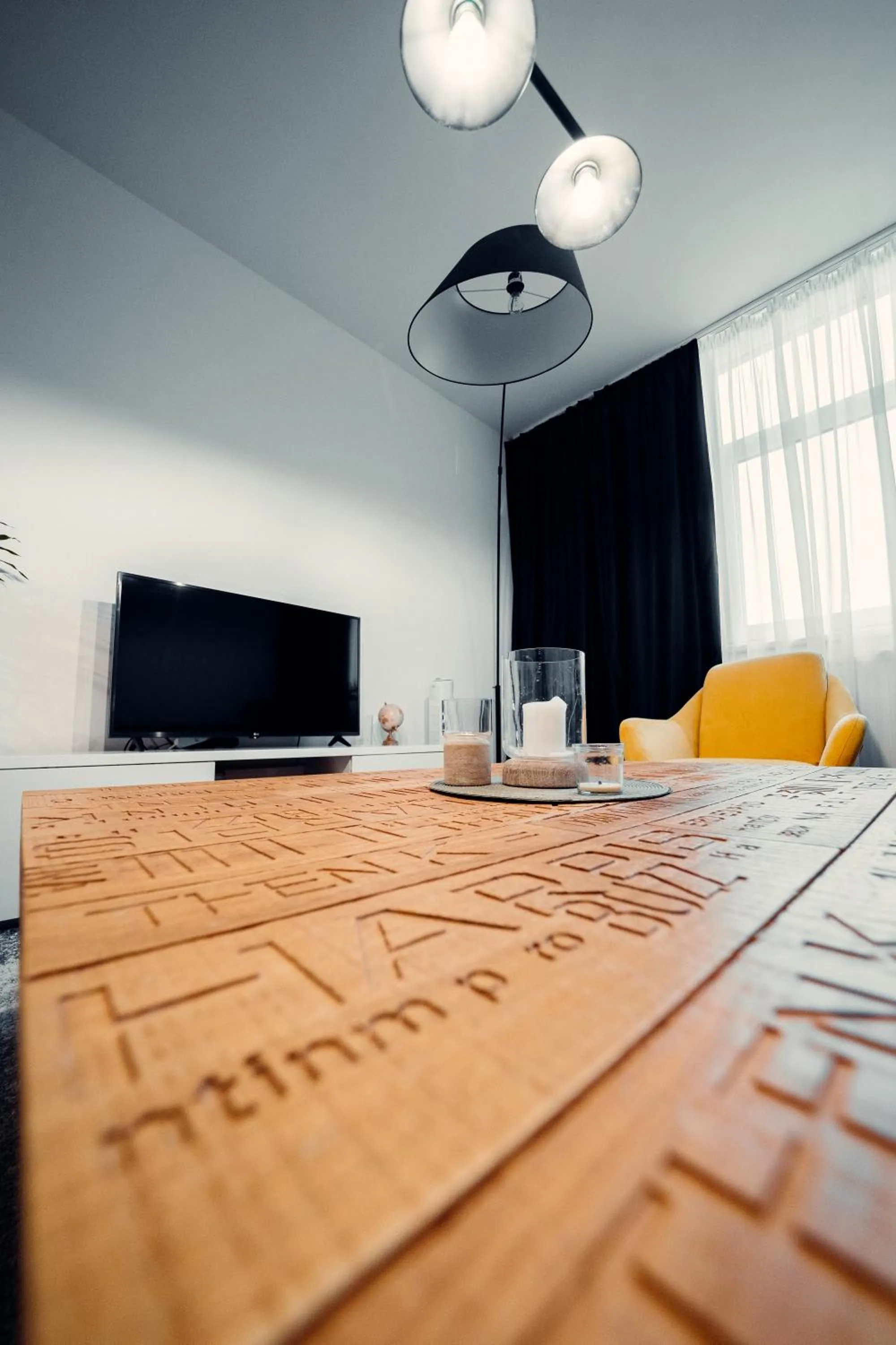 TV and multimedia in TIFFANY Apartment Hotel