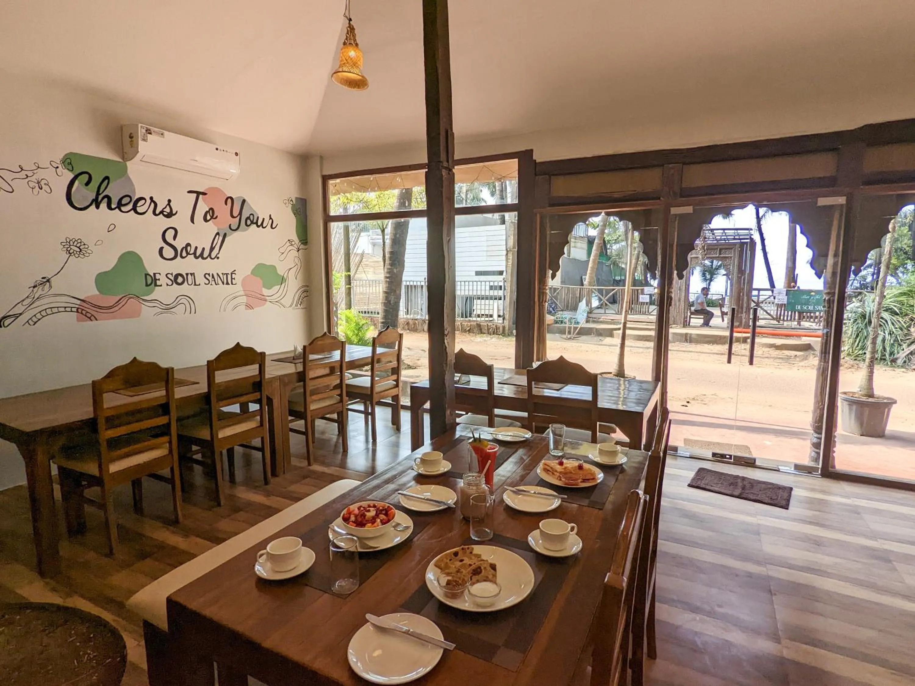 Restaurant/places to eat in De Soul Sante Beach Resort Morjim Goa
