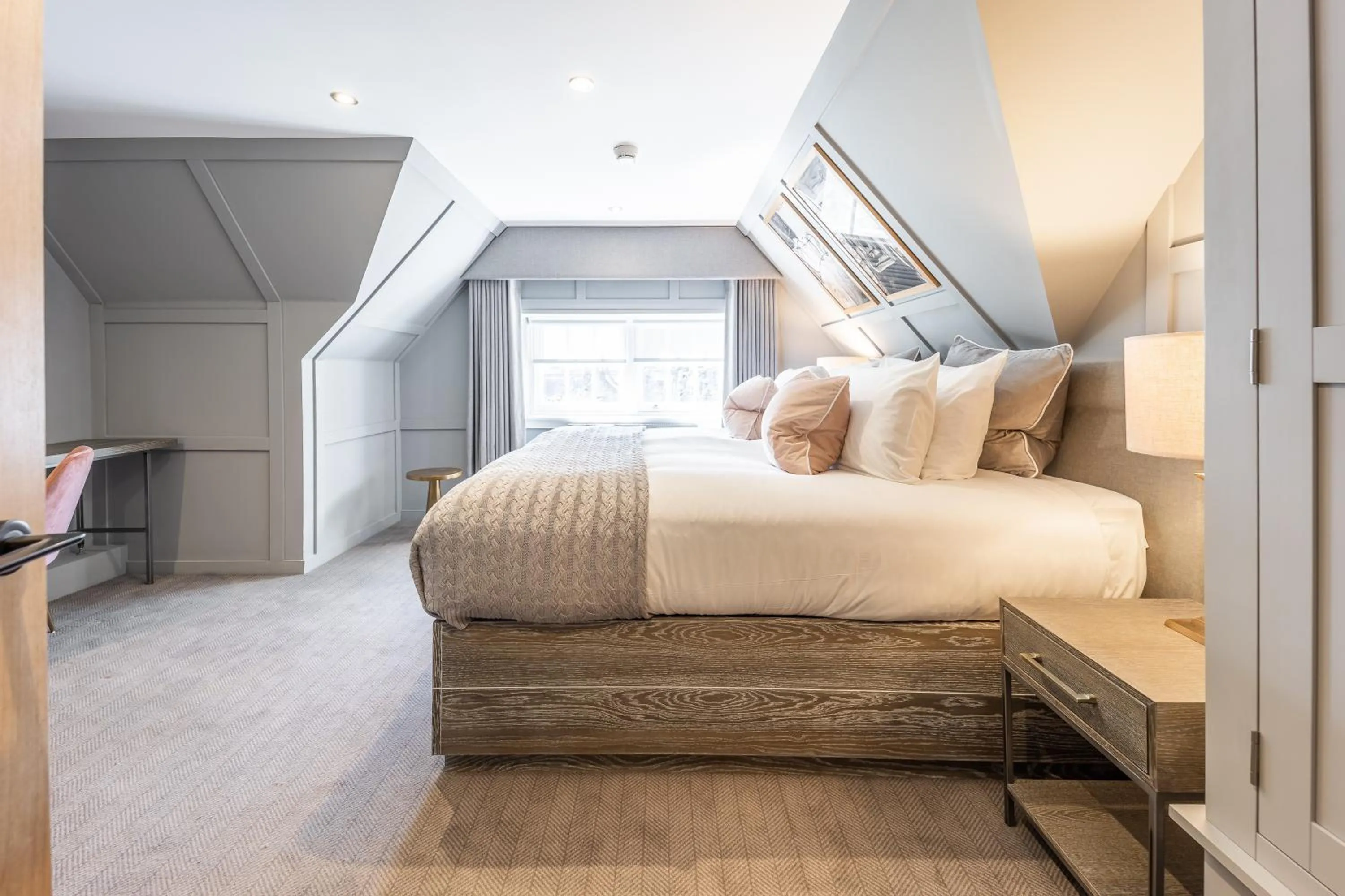 Bed in No1 Apartments St Andrews - South Street