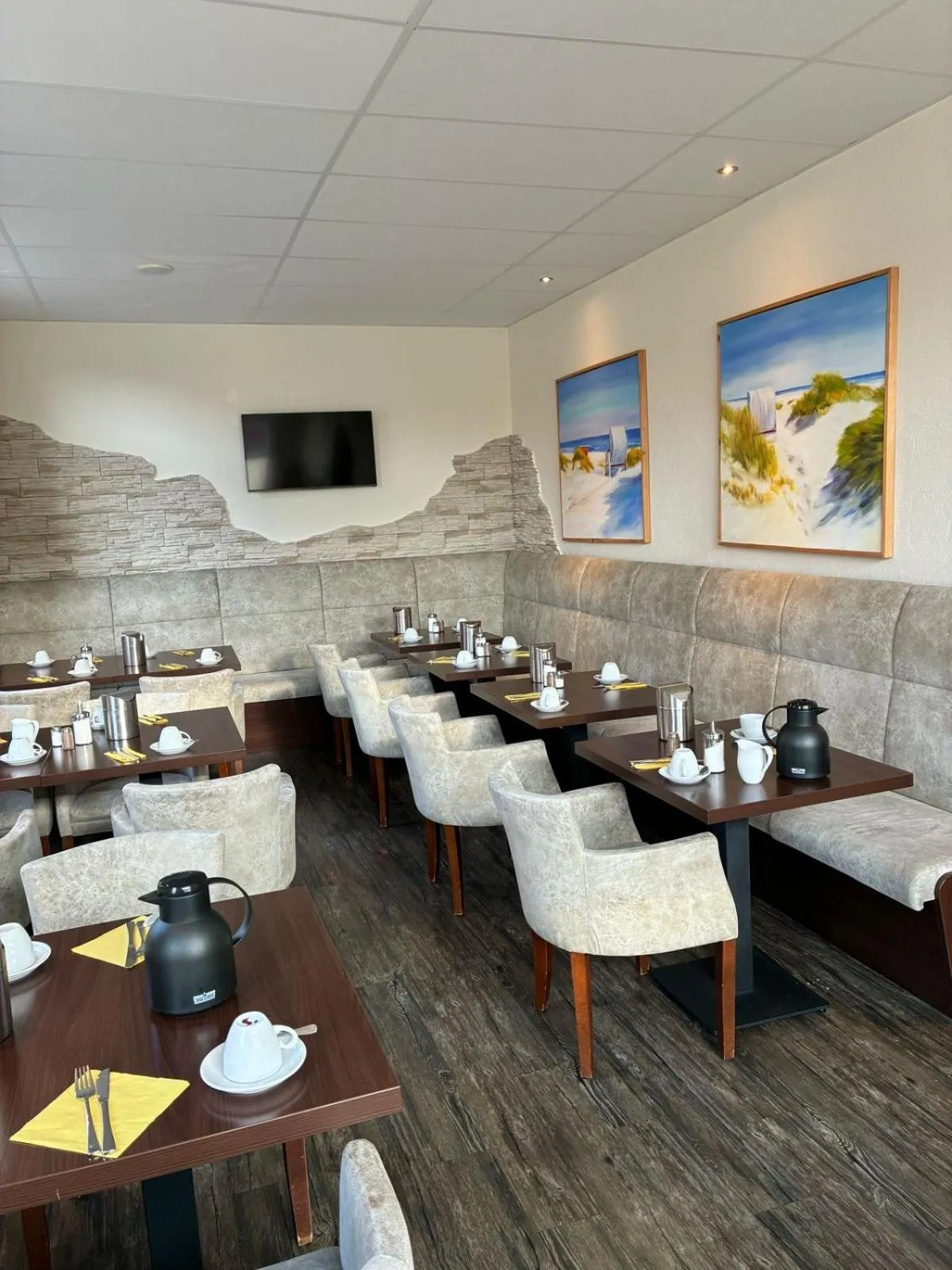 Breakfast in SleepBEEONE Wilhelmshaven