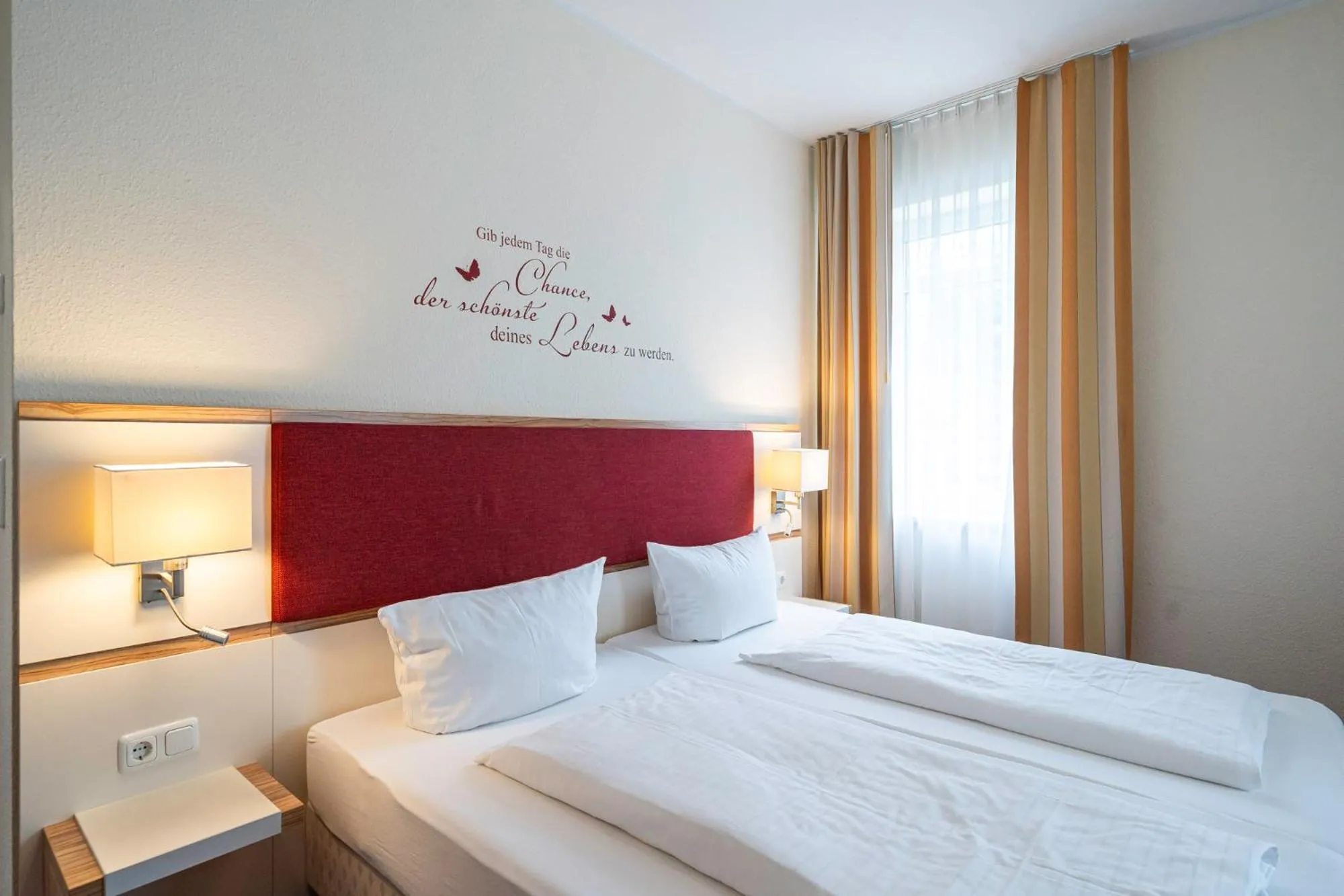 Bed in SleepBEEONE Wilhelmshaven