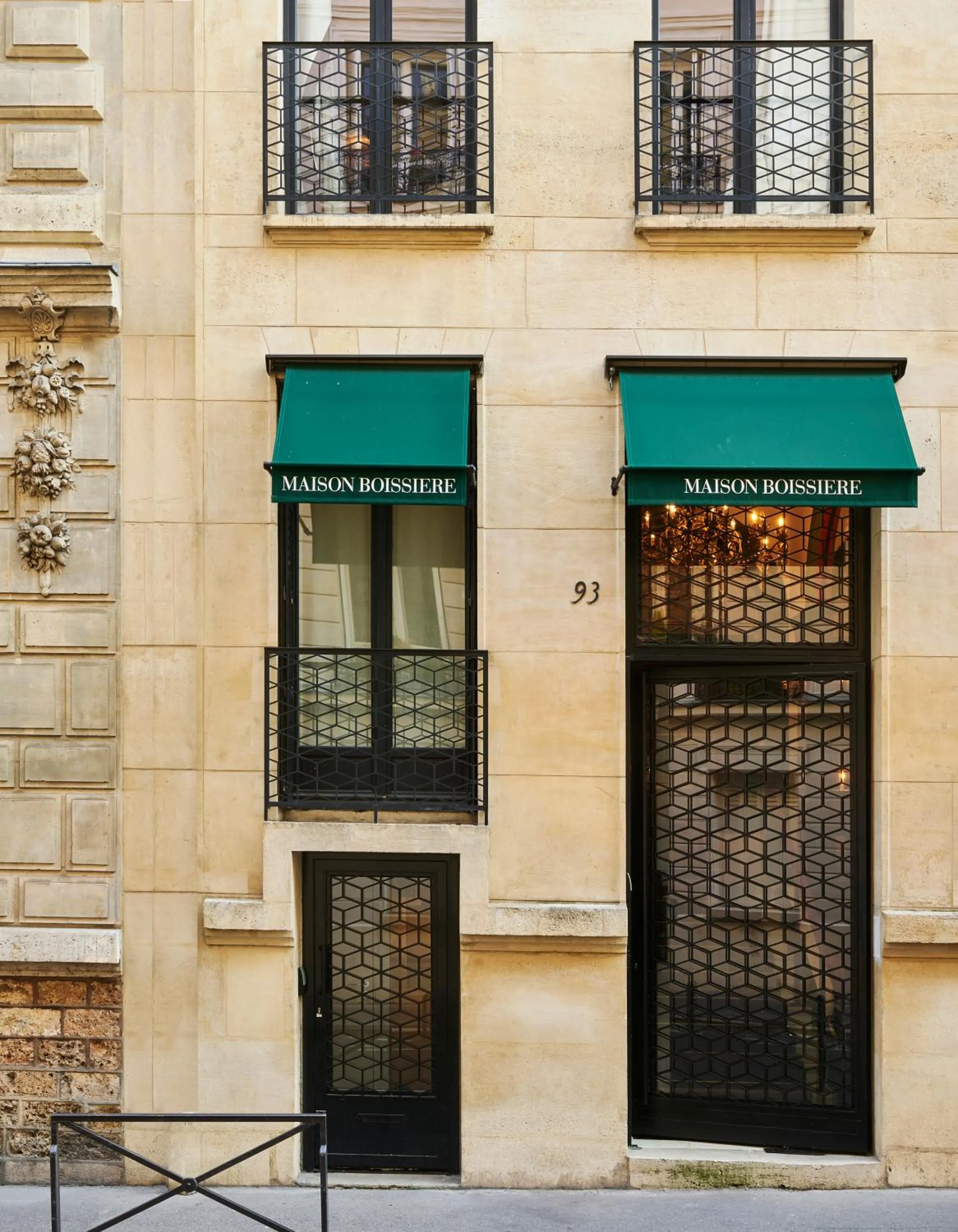 Facade/entrance in Maison Boissière BARNES Residences