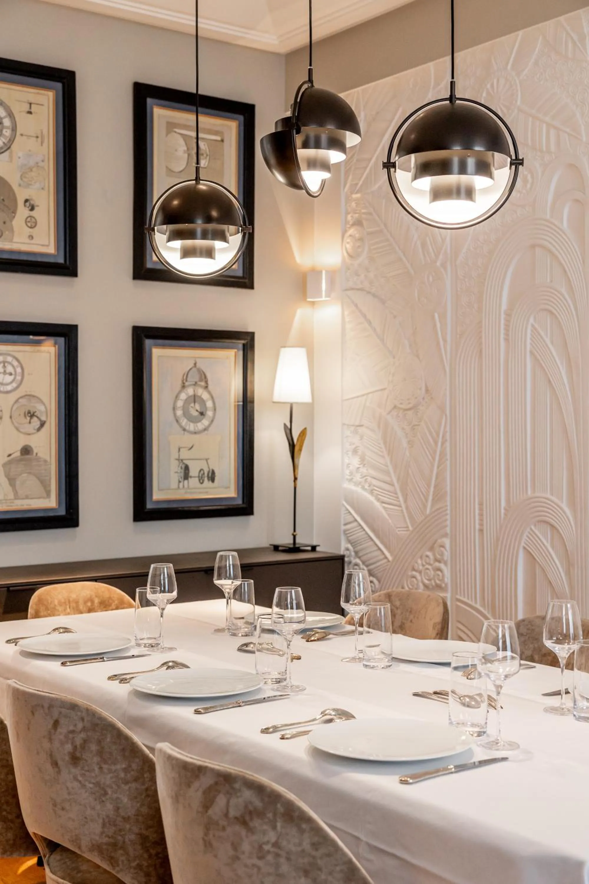 Dining area in Maison Boissière BARNES Residences