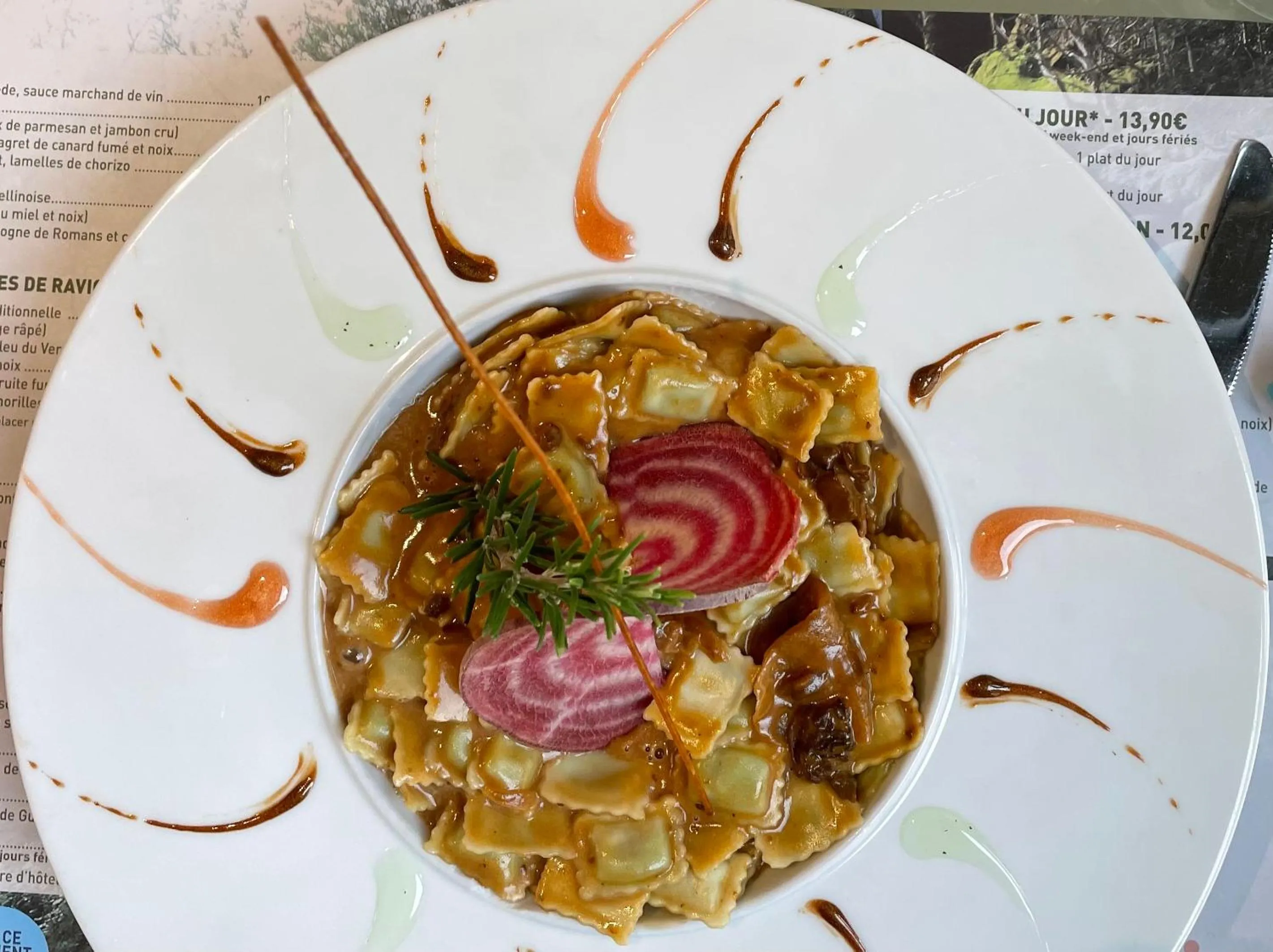 Food in Hôtel du Musée de l'Eau