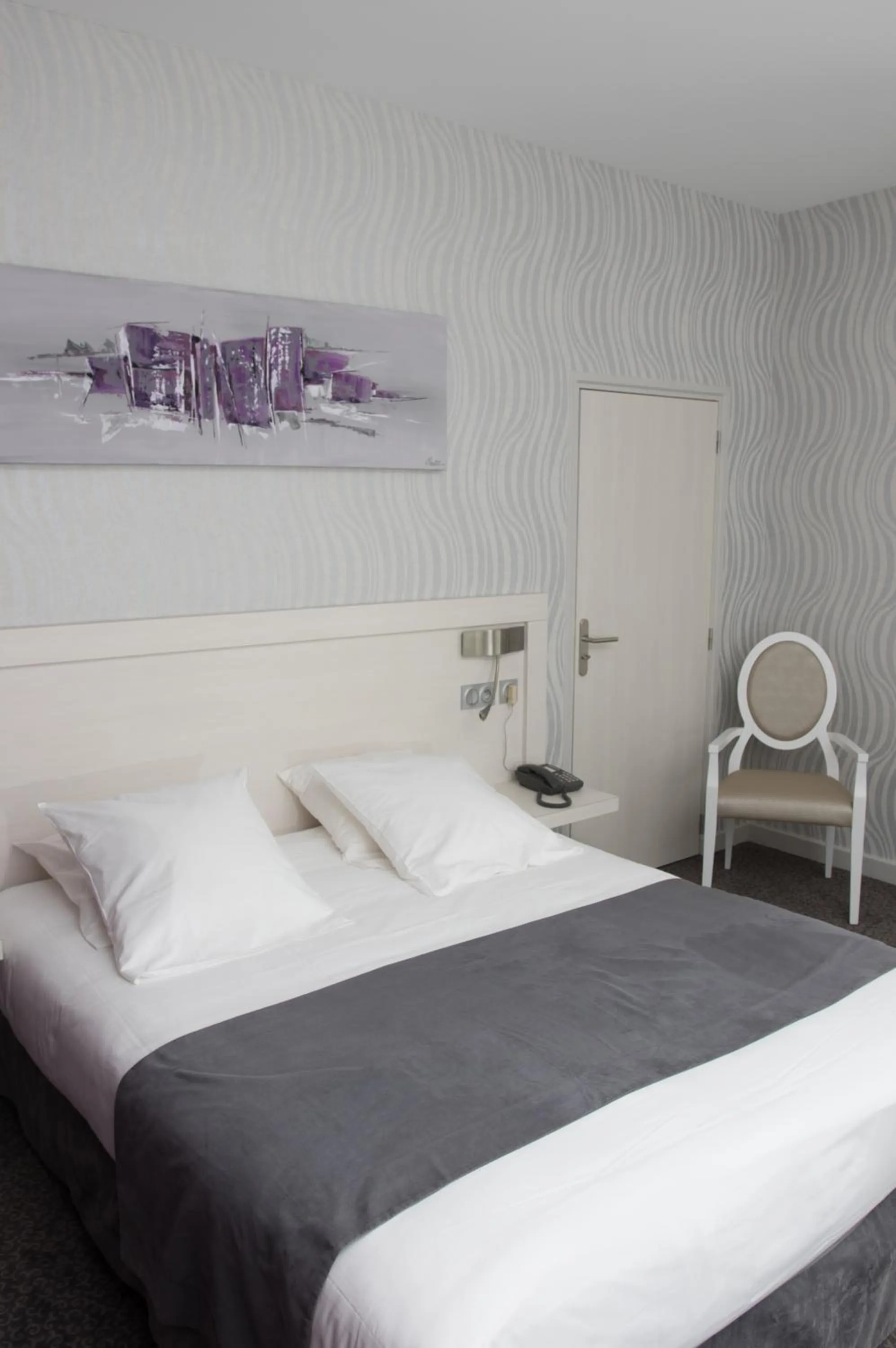 Bed in Domaine du Revermont - Logis Hotel