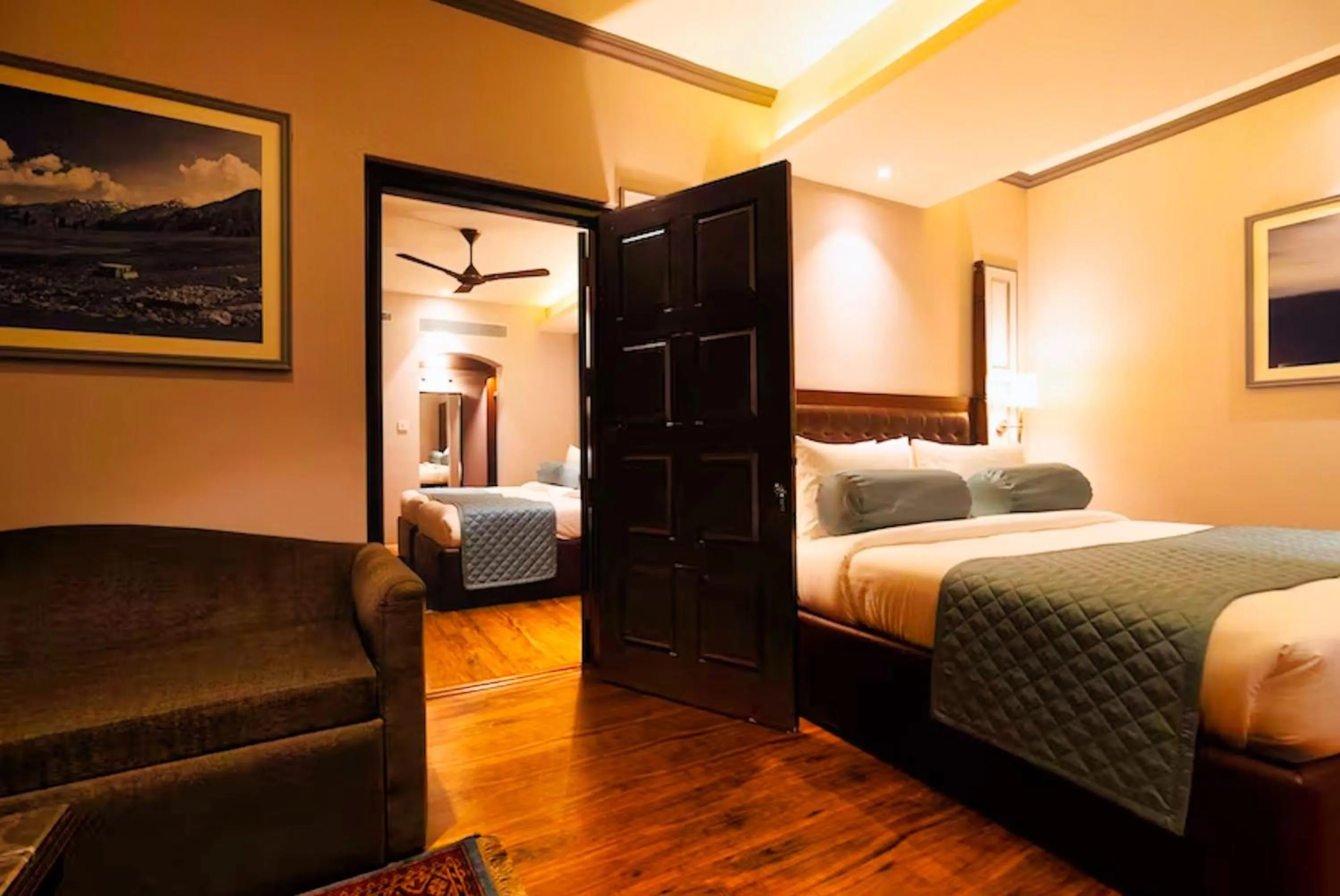 Bedroom, Bed in The Vintage Srinagar at Dal Lake