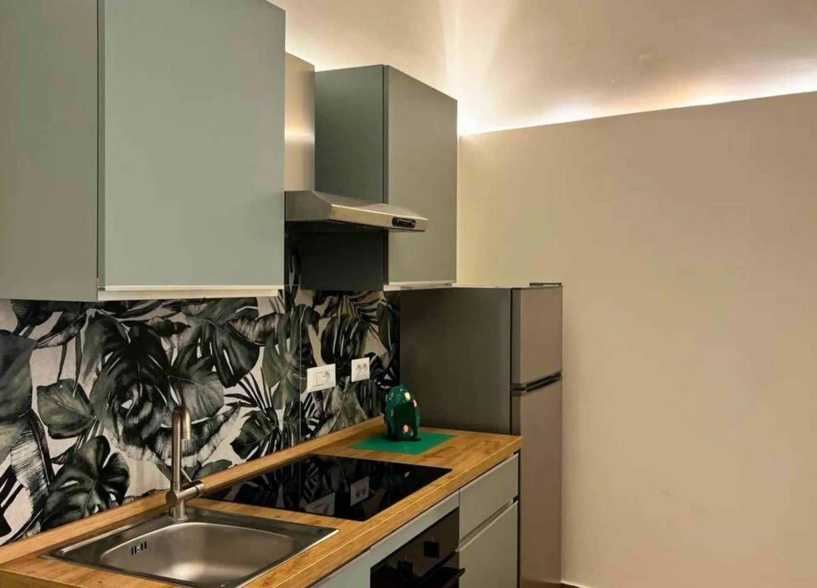 Motta Palace Apartments & Rooms