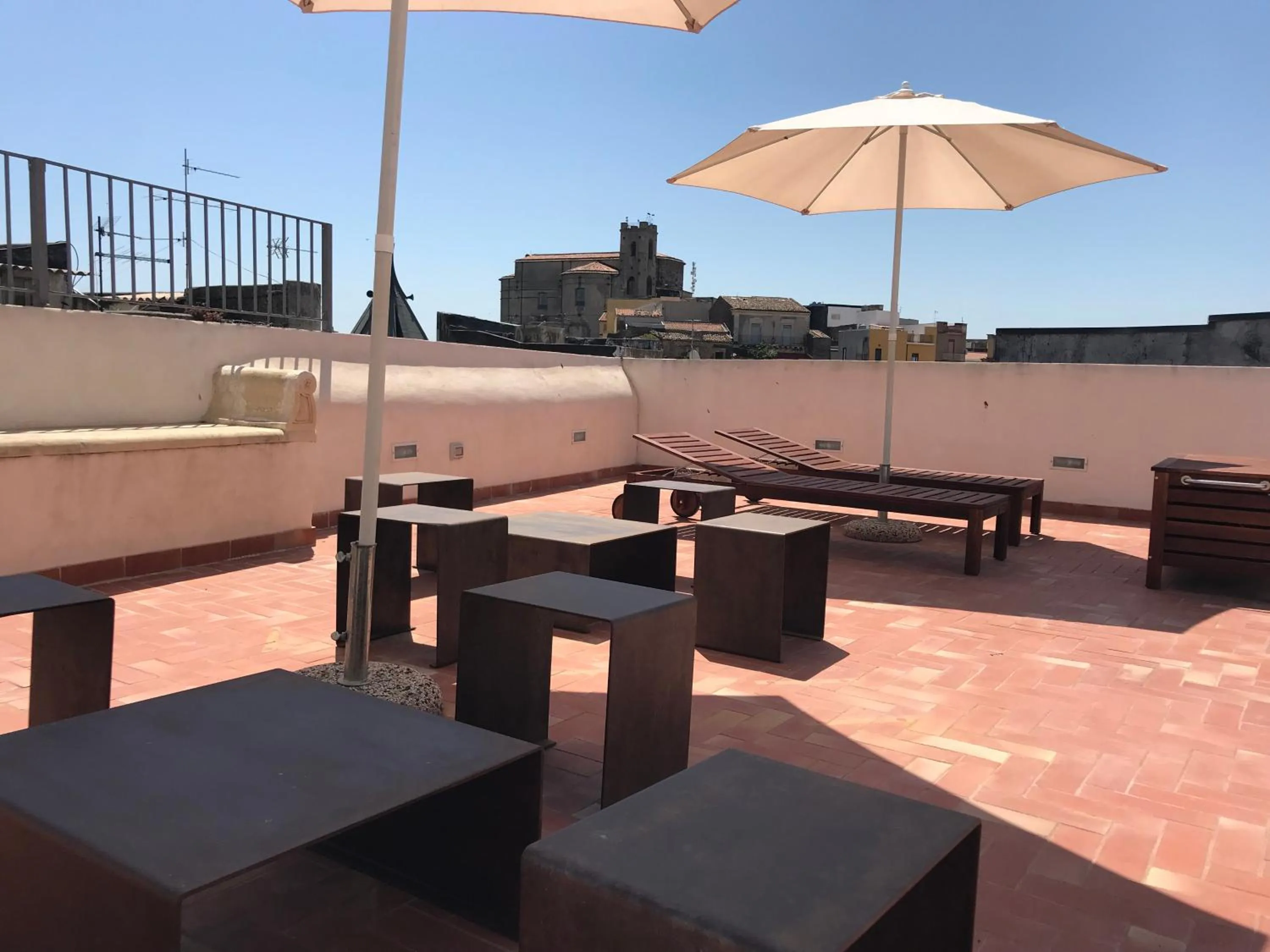 Motta Palace Apartments & Rooms