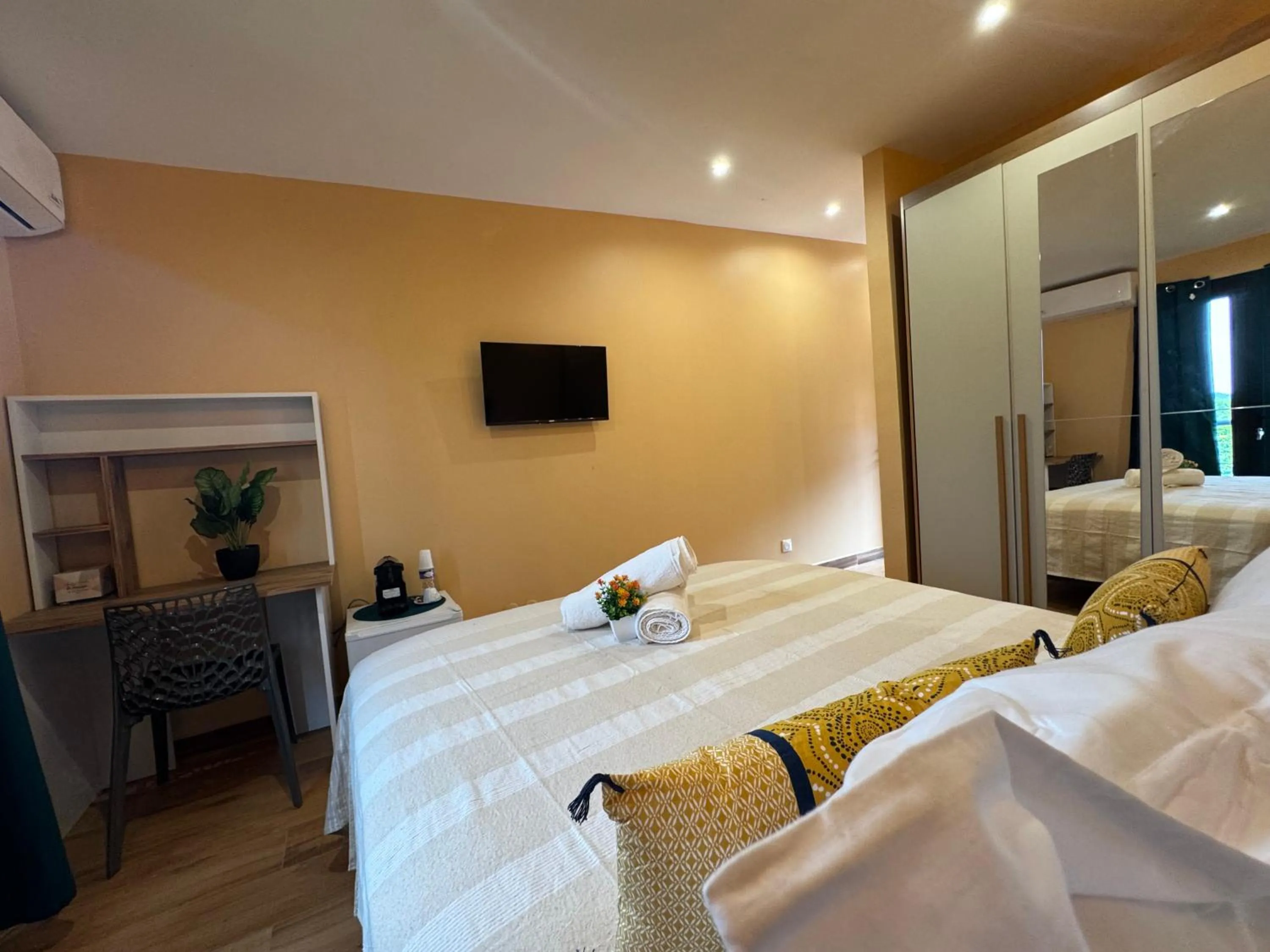 Bed in Le Passamainty Lodge