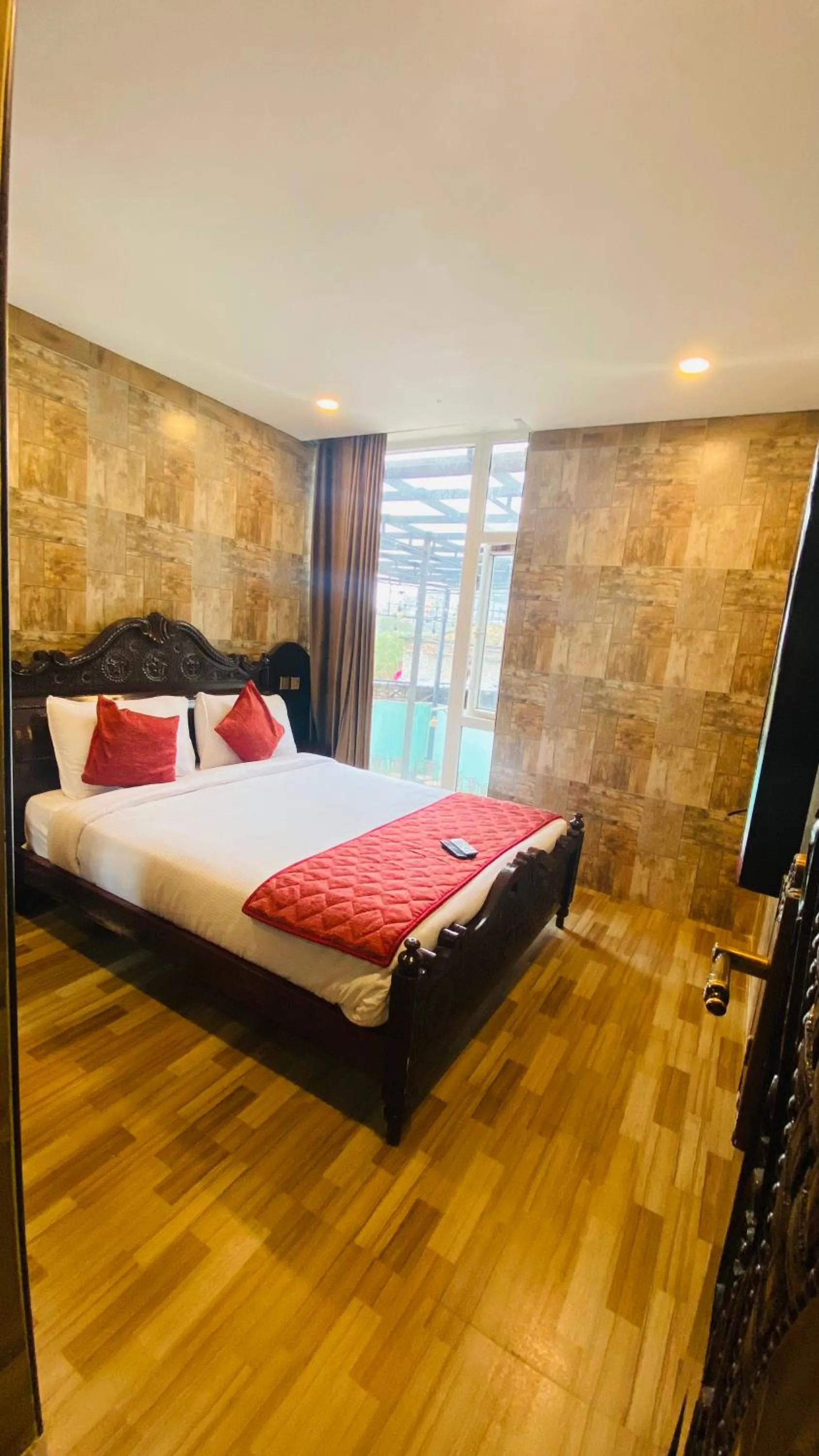 Bedroom in HYDERS PARK- THE LUXURY HOTEL