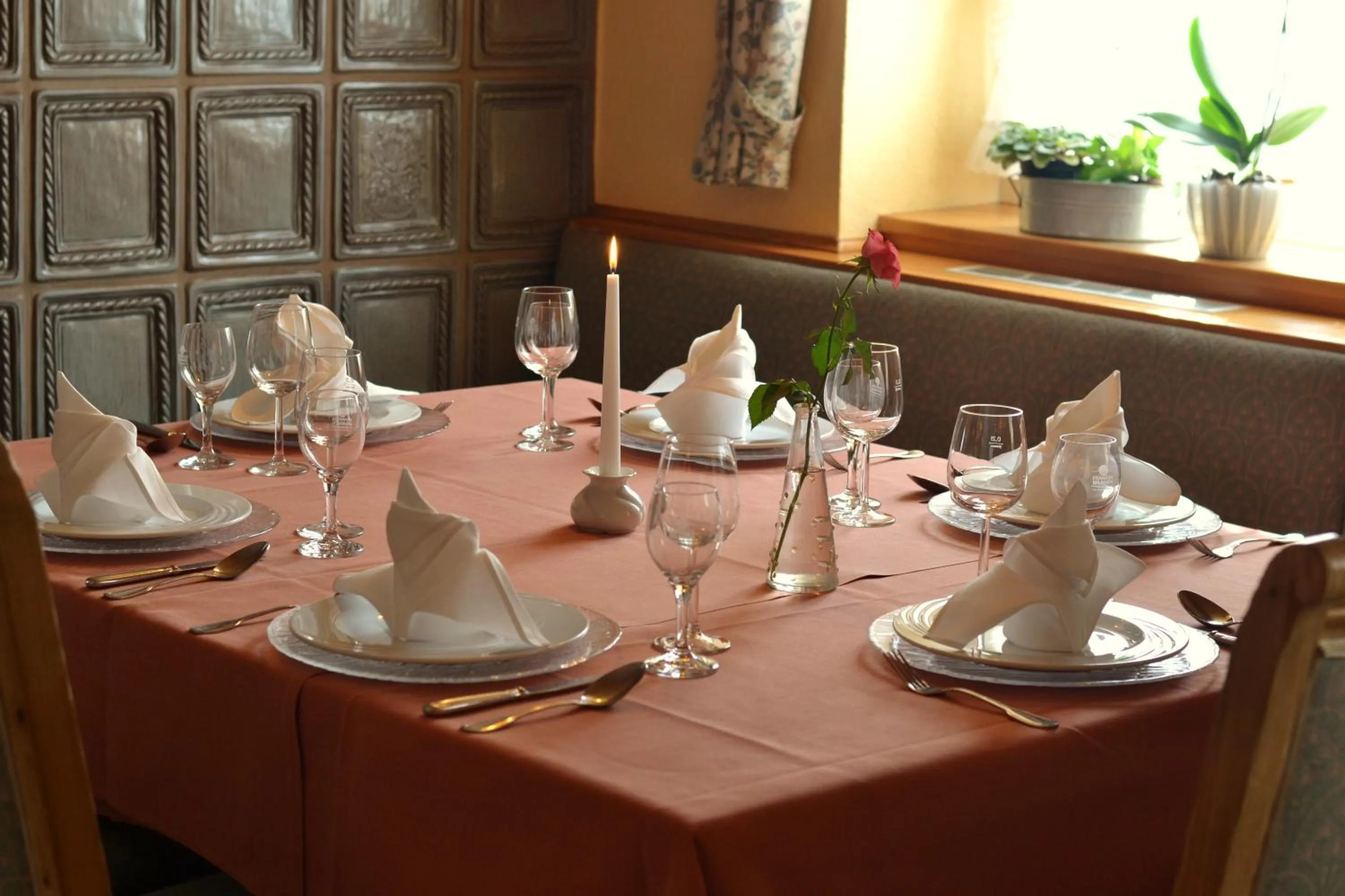 Restaurant/places to eat in Hotel-Restaurant Heiligenstadter Hof