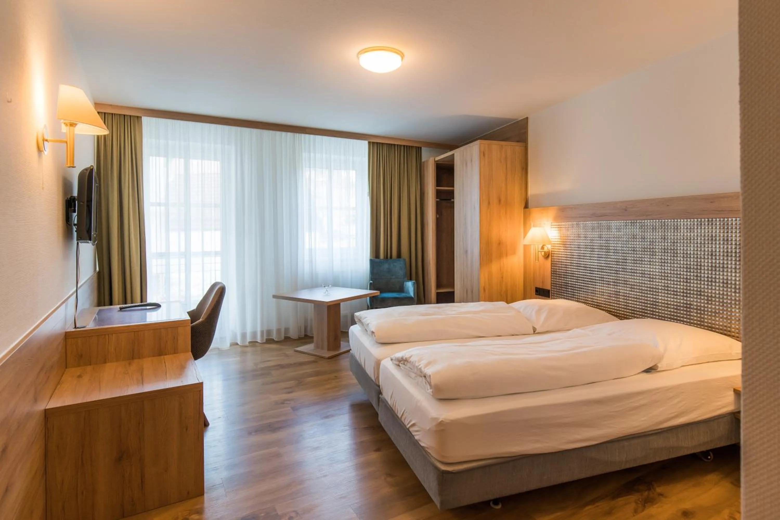 Bed in Hotel-Restaurant Heiligenstadter Hof