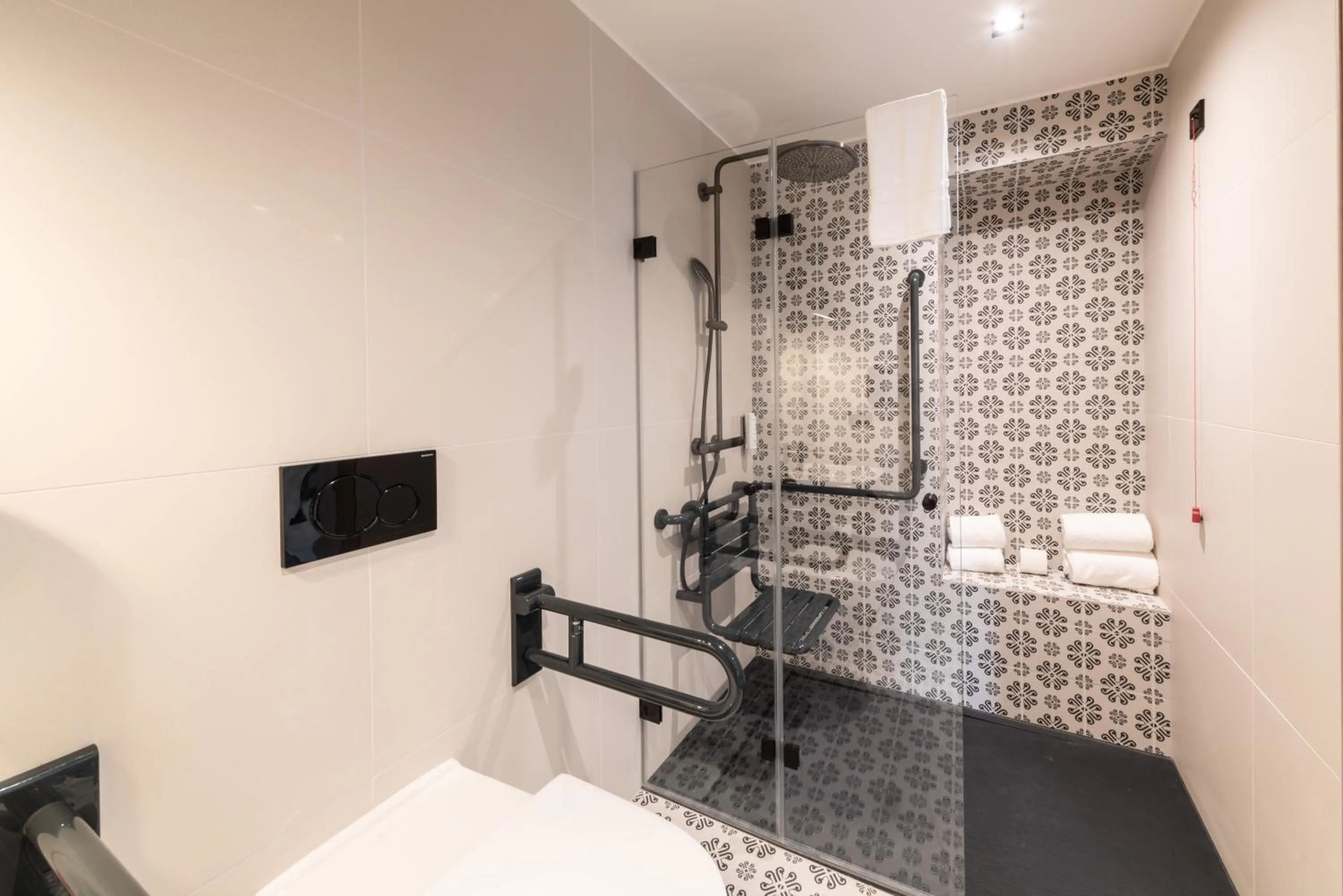 Bathroom in De Brauhotel - Hôtel de la Brasserie Nationale