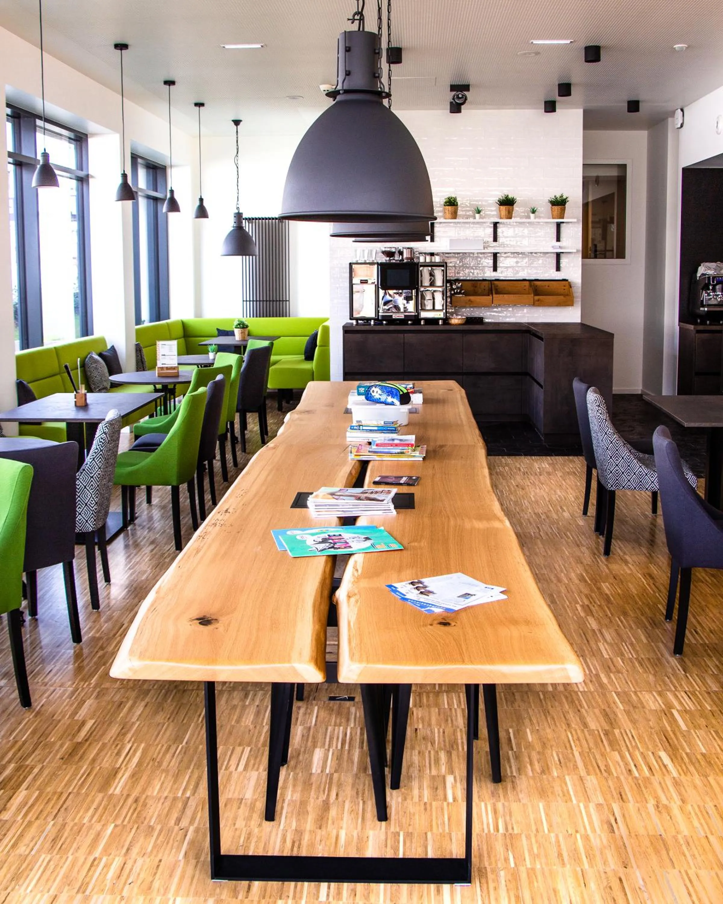 Seating area in De Brauhotel - Hôtel de la Brasserie Nationale