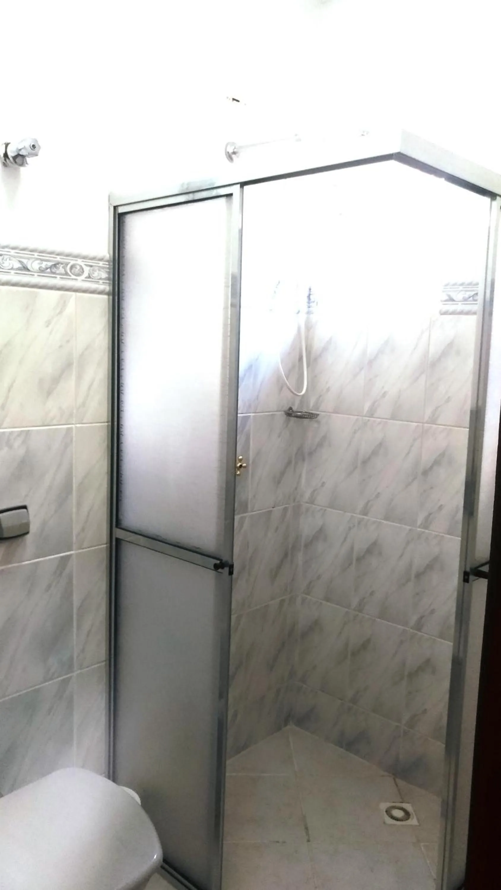 Shower in Pousada Montanha da Pedra Grande