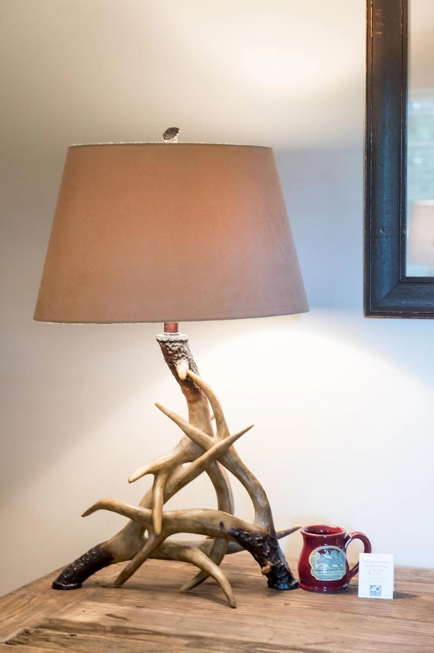 Decorative detail in Three Chimneys Inn