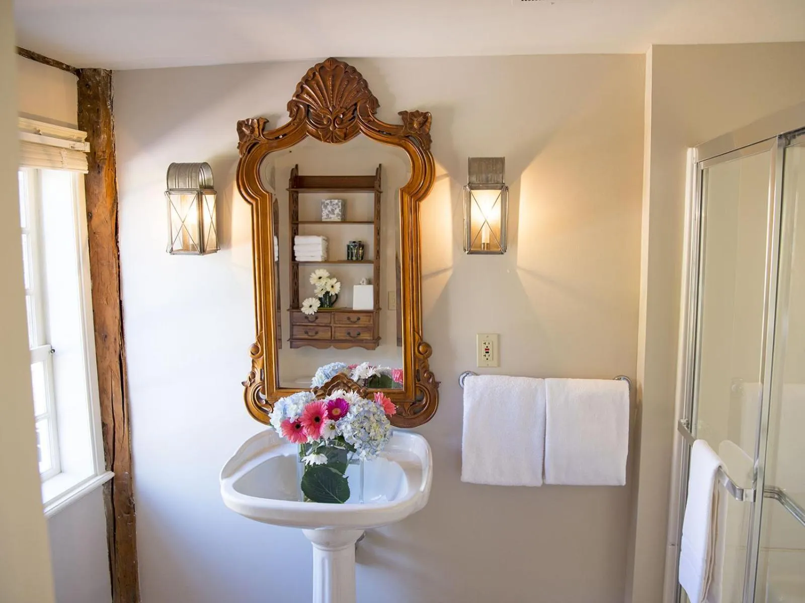 Bathroom in Three Chimneys Inn