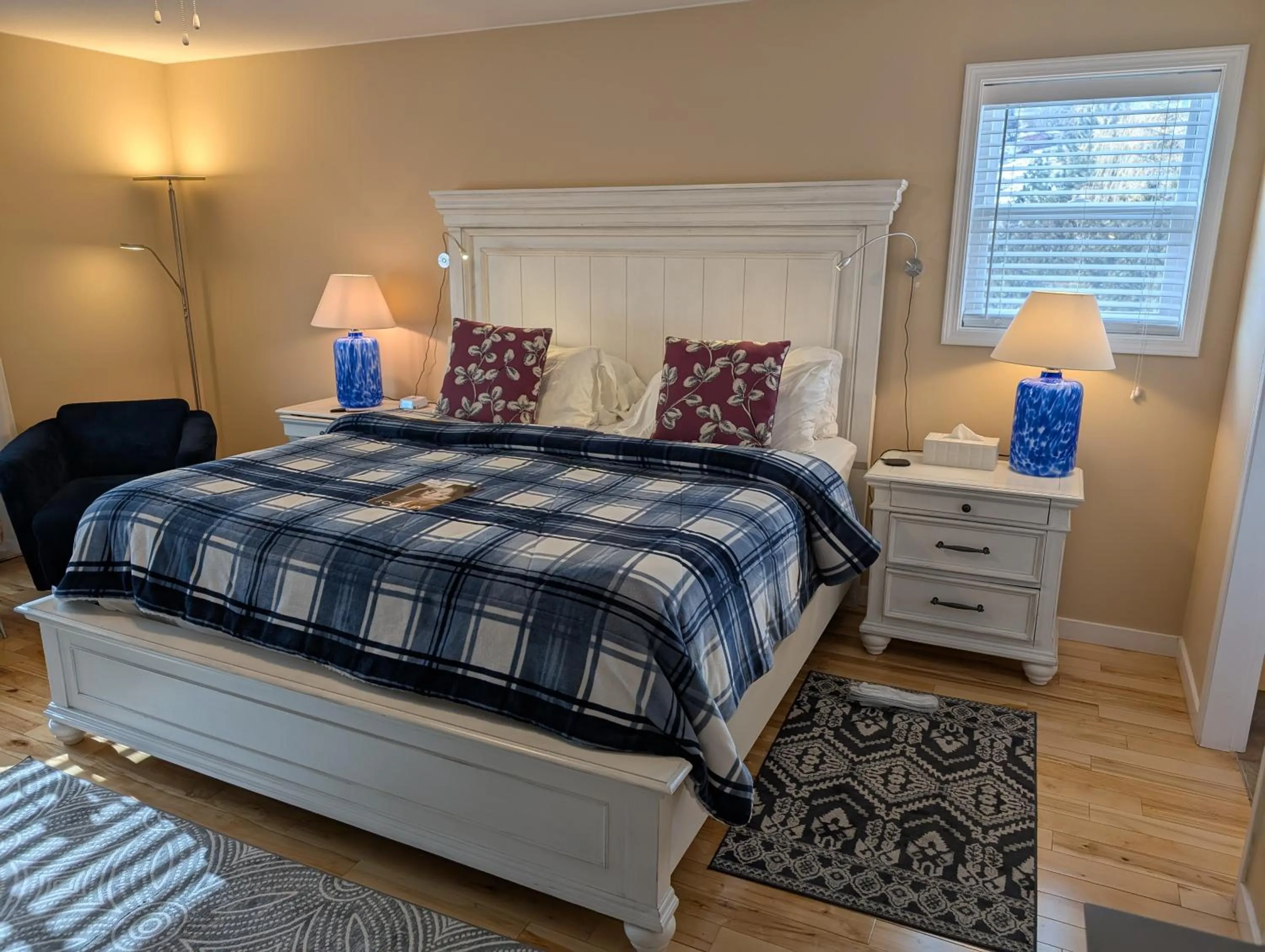 Bed in Salish B&B and Spa