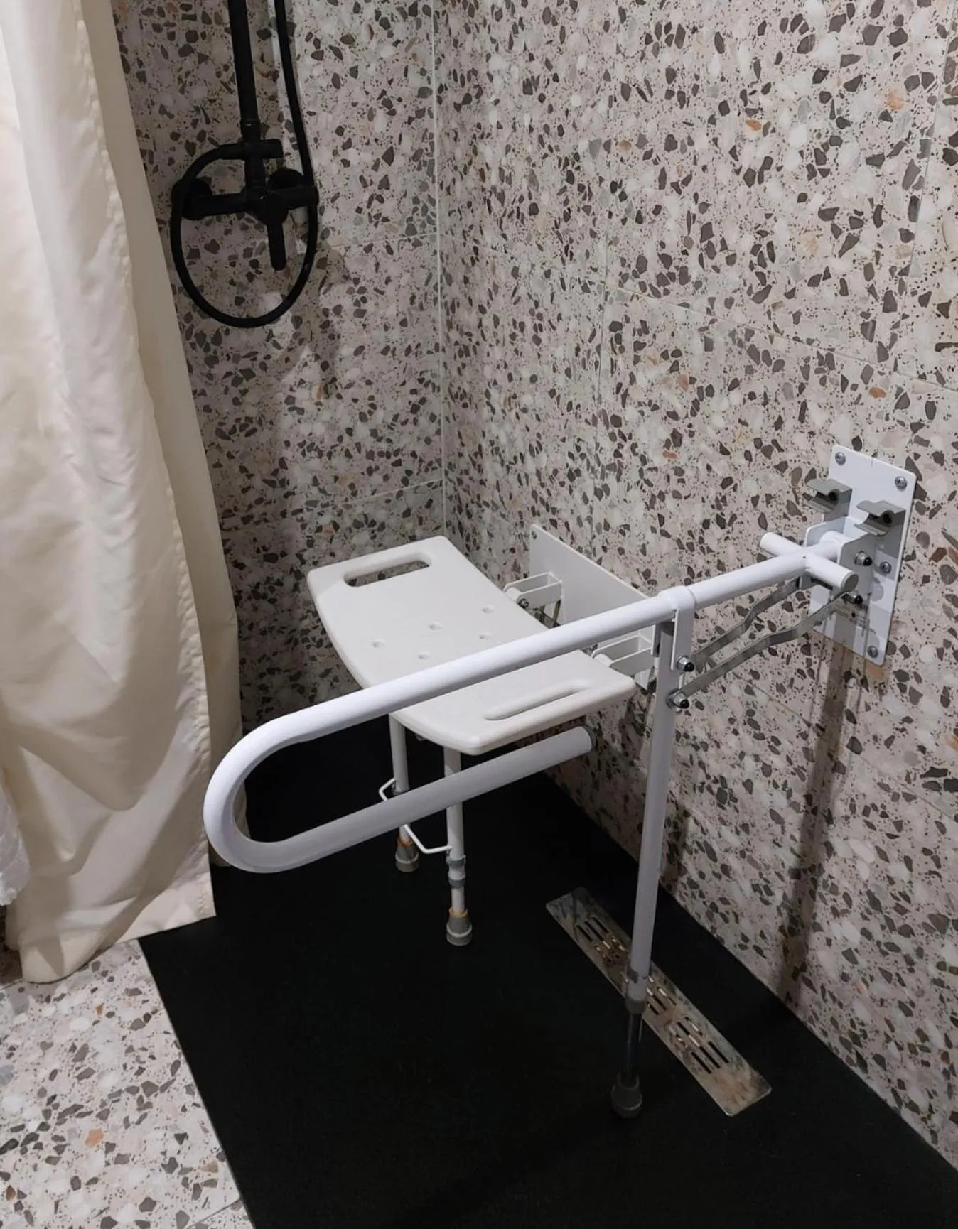 Facility for disabled guests in Hotel Costa Atlántica