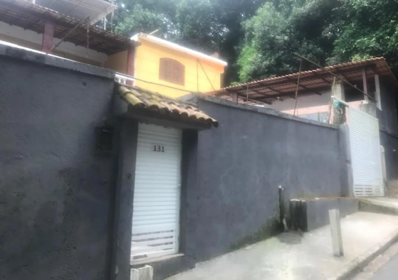 Facade/entrance in POUSADA VISTA CHINESA