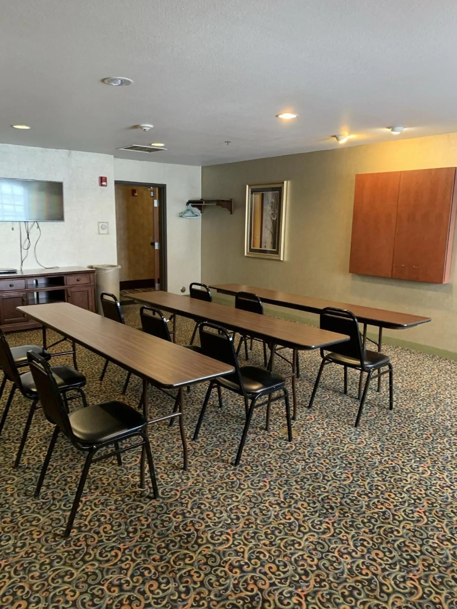 Meeting/conference room in GrandStay Hotel & Suites Becker