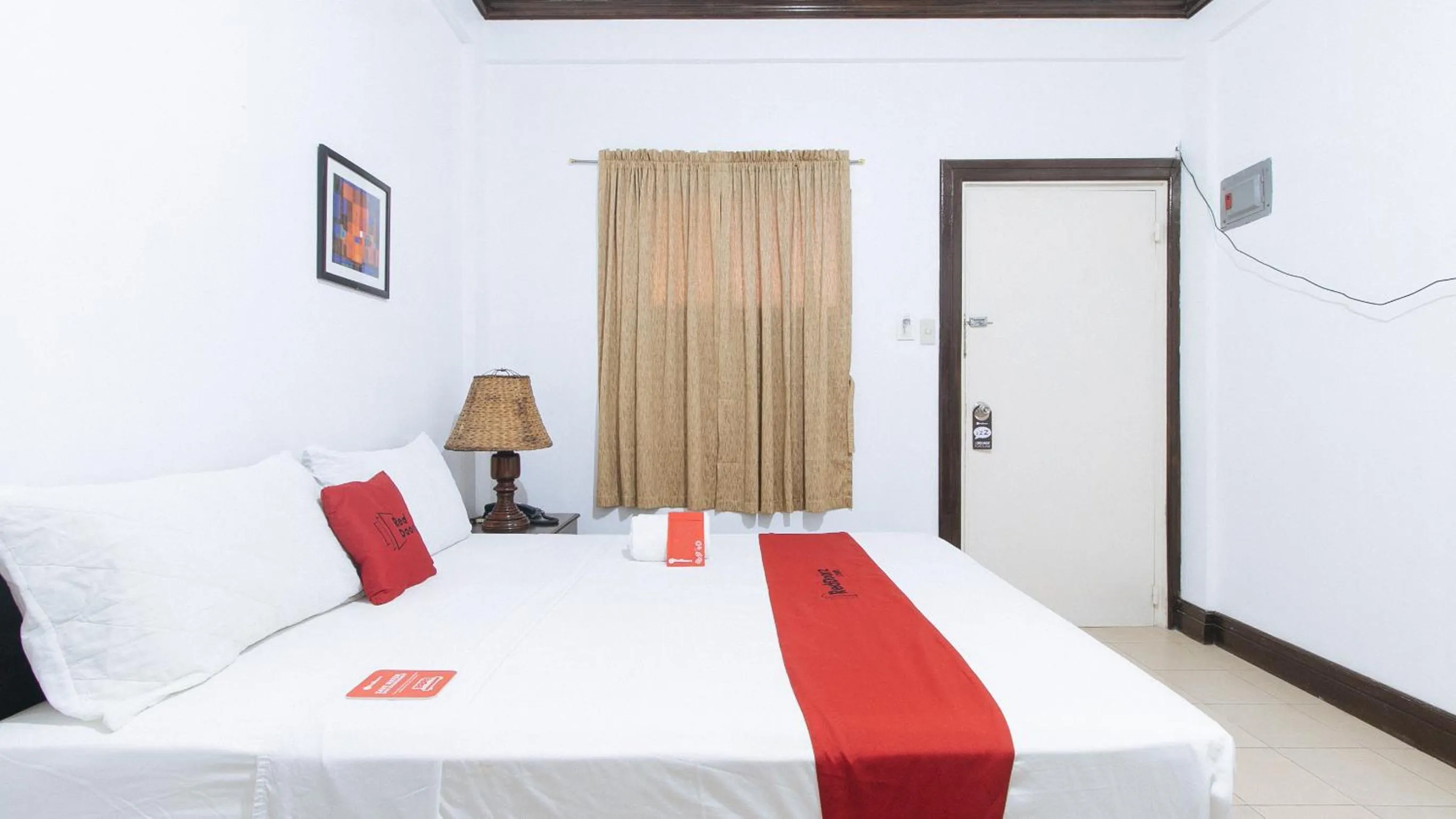 Bed in RedDoorz @ Marifa Hotel Angeles Pampanga