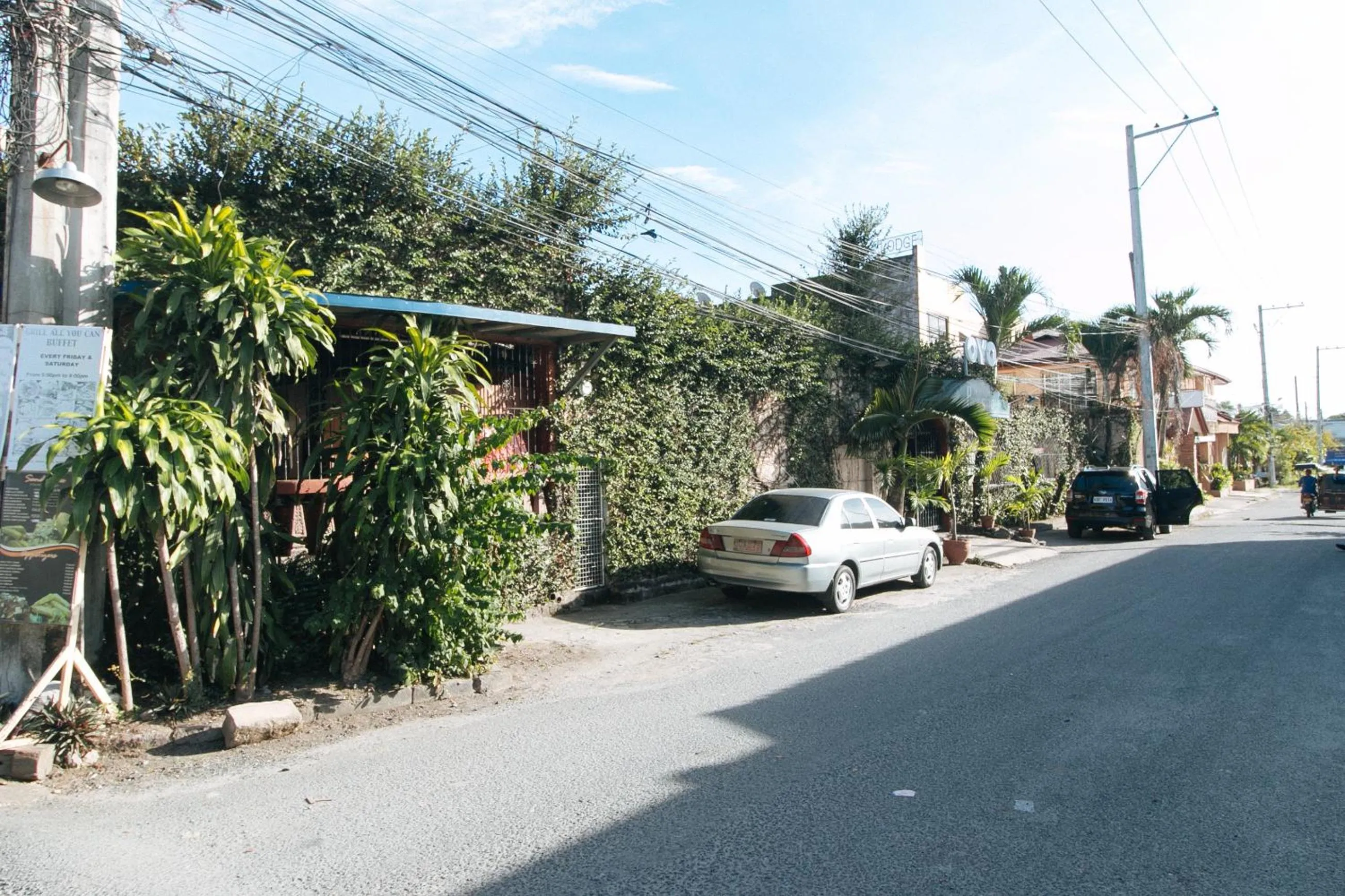 Property building in RedDoorz @ Marifa Hotel Angeles Pampanga