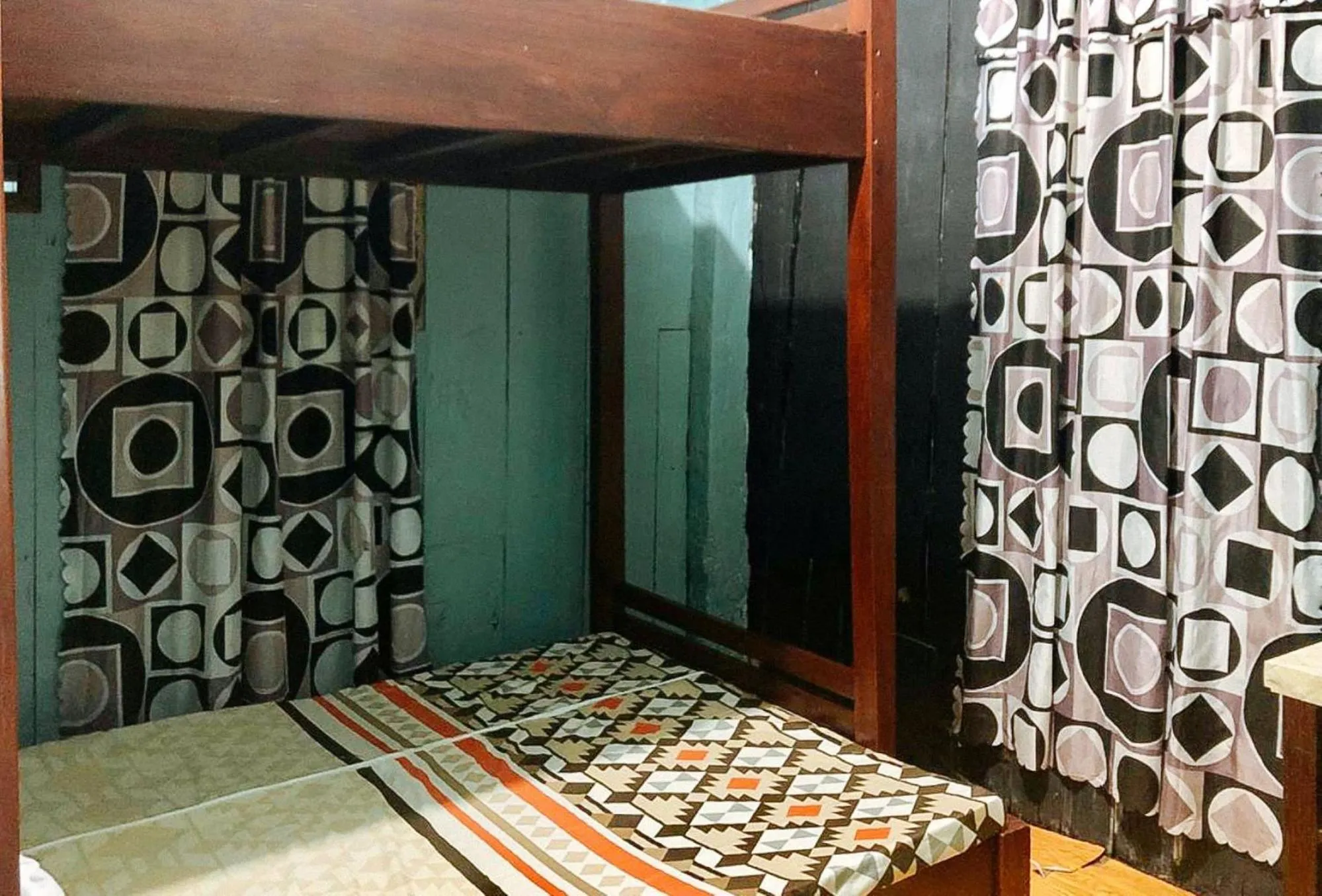 bunk bed, Bed in RedDoorz Hostel at Deomar Hometel & Farm Cafe Vigan Ilocos