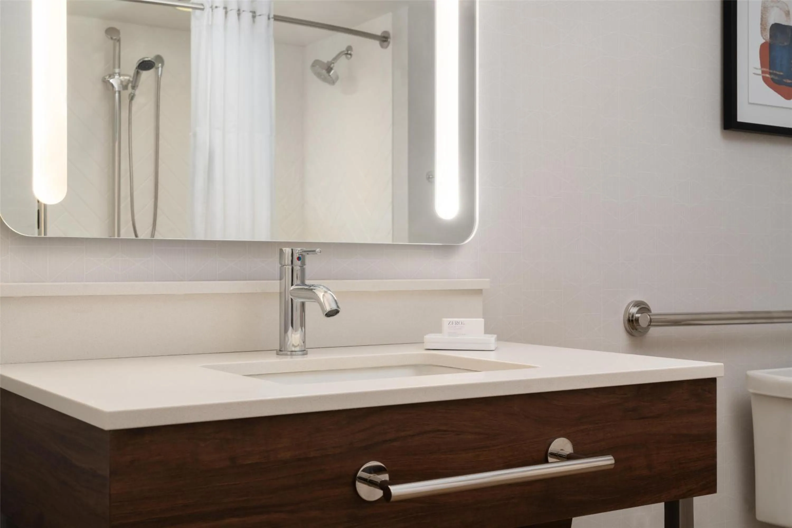 Bathroom in Hampton Inn & Suites Middletown