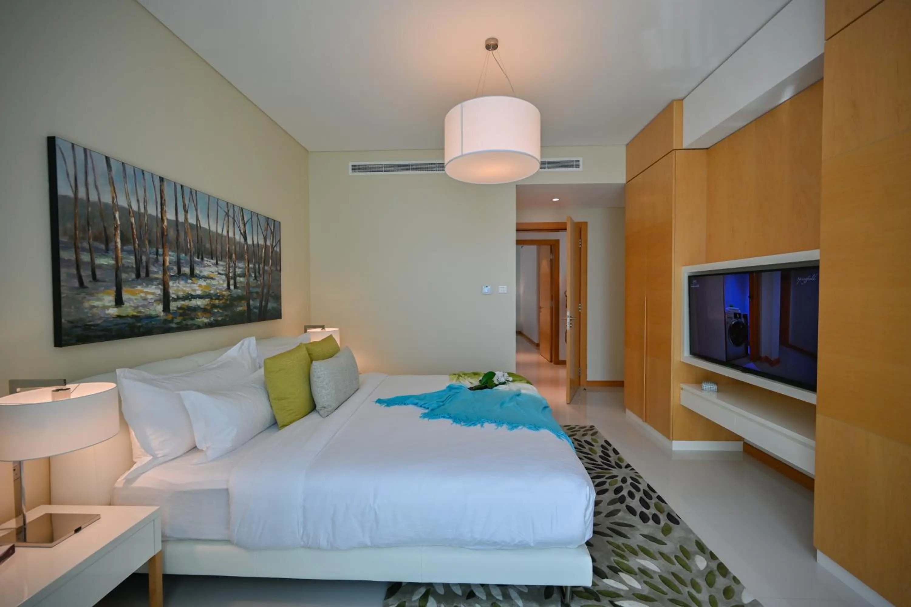 Balcony/Terrace, Bed in Springfield Suites