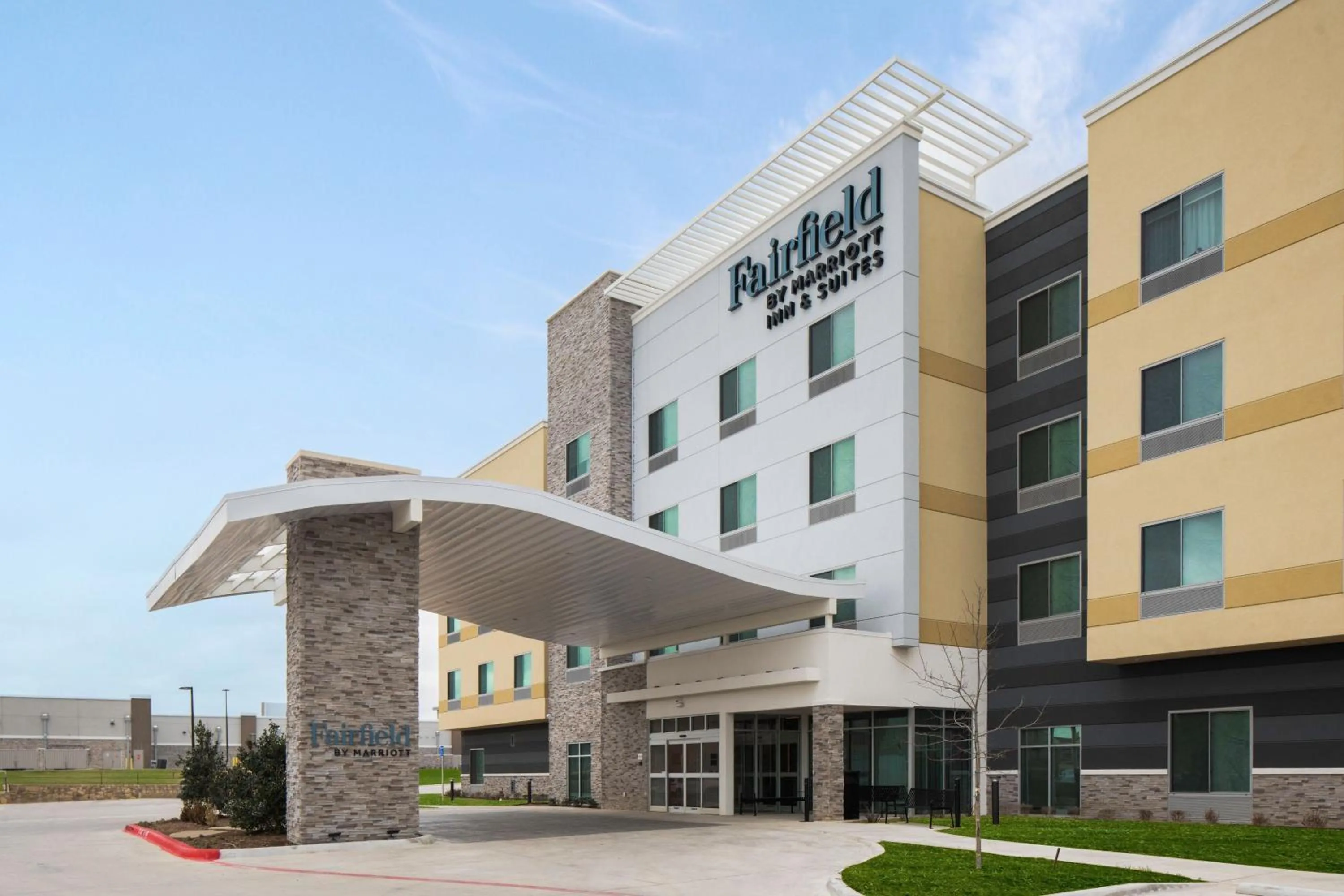 Property building in Fairfield by Marriott Inn & Suites Dallas McKinney