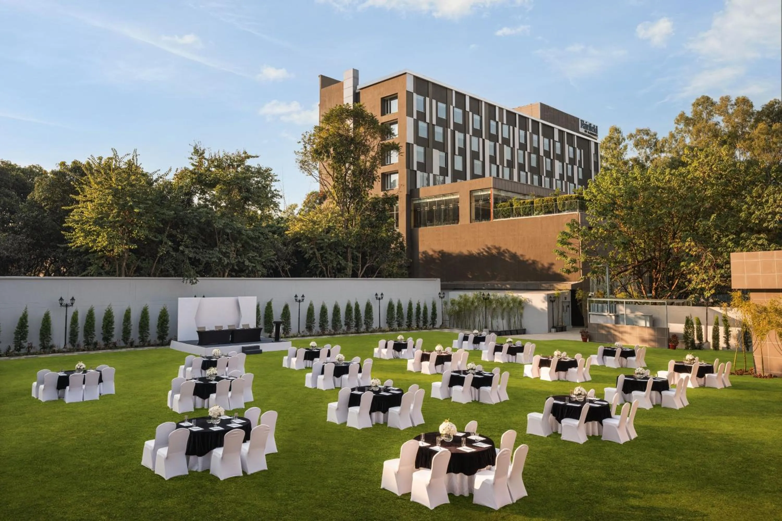 Meeting/conference room in Fairfield by Marriott Dehradun