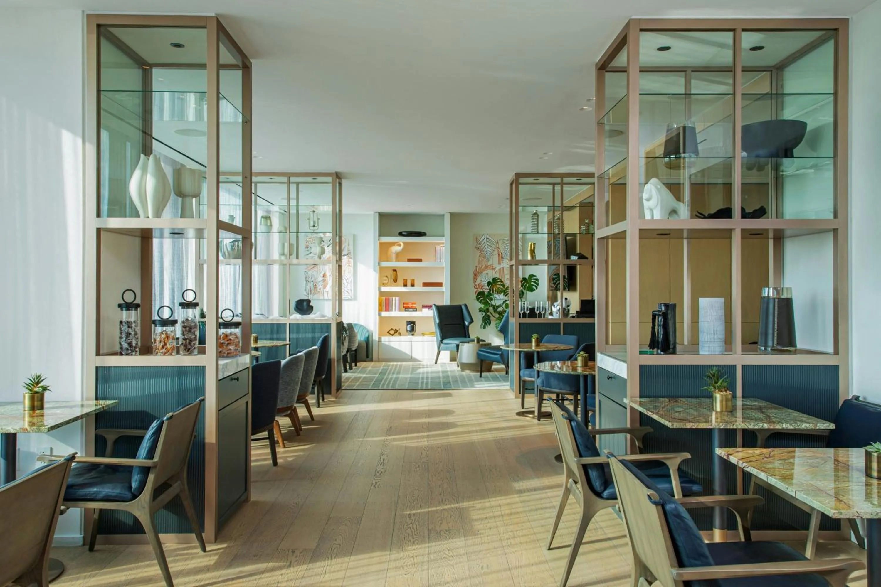 Lounge or bar in The Ritz-Carlton New York, NoMad