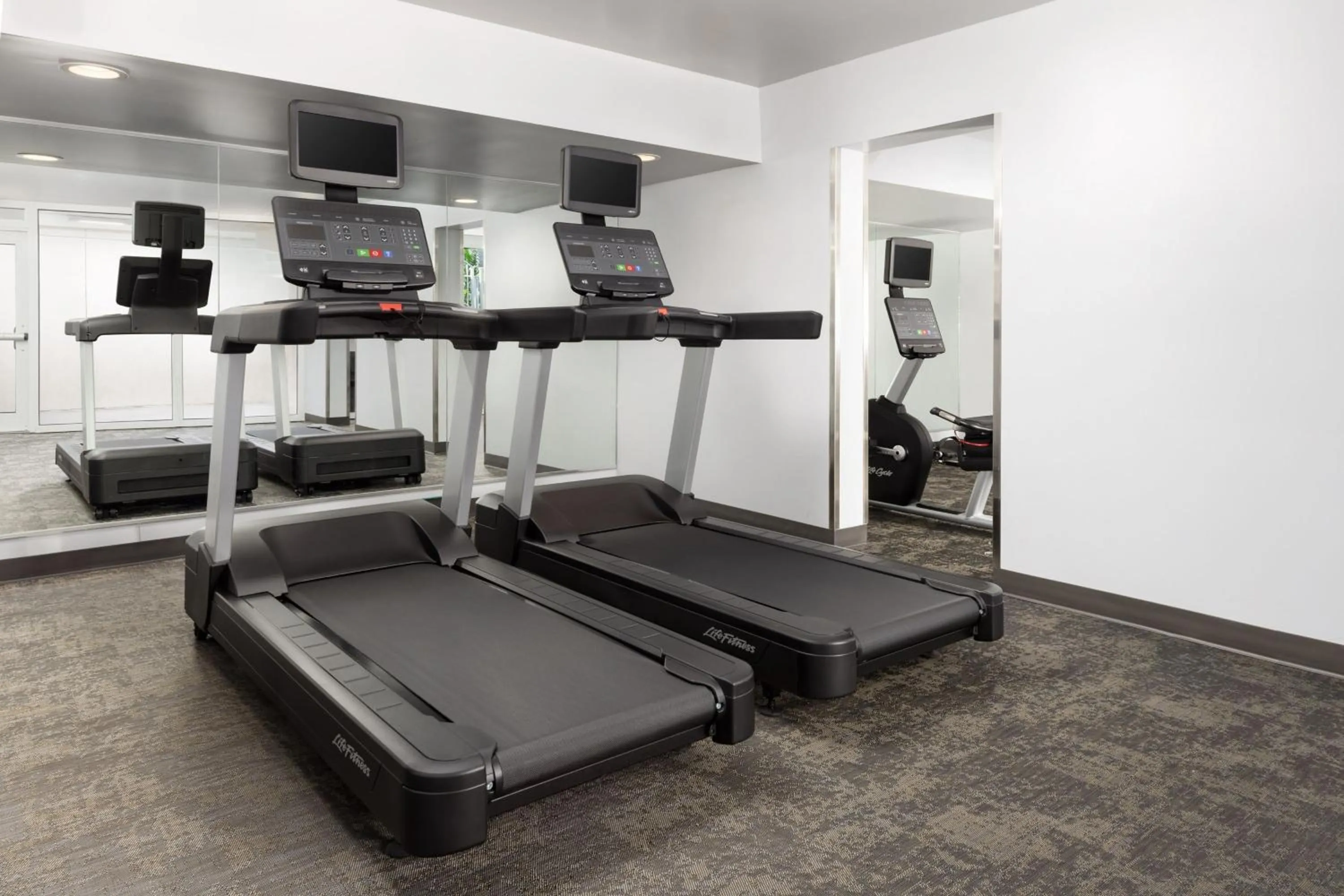 Fitness centre/facilities in Fairfield by Marriott Inn & Suites Key West at The Keys Collection
