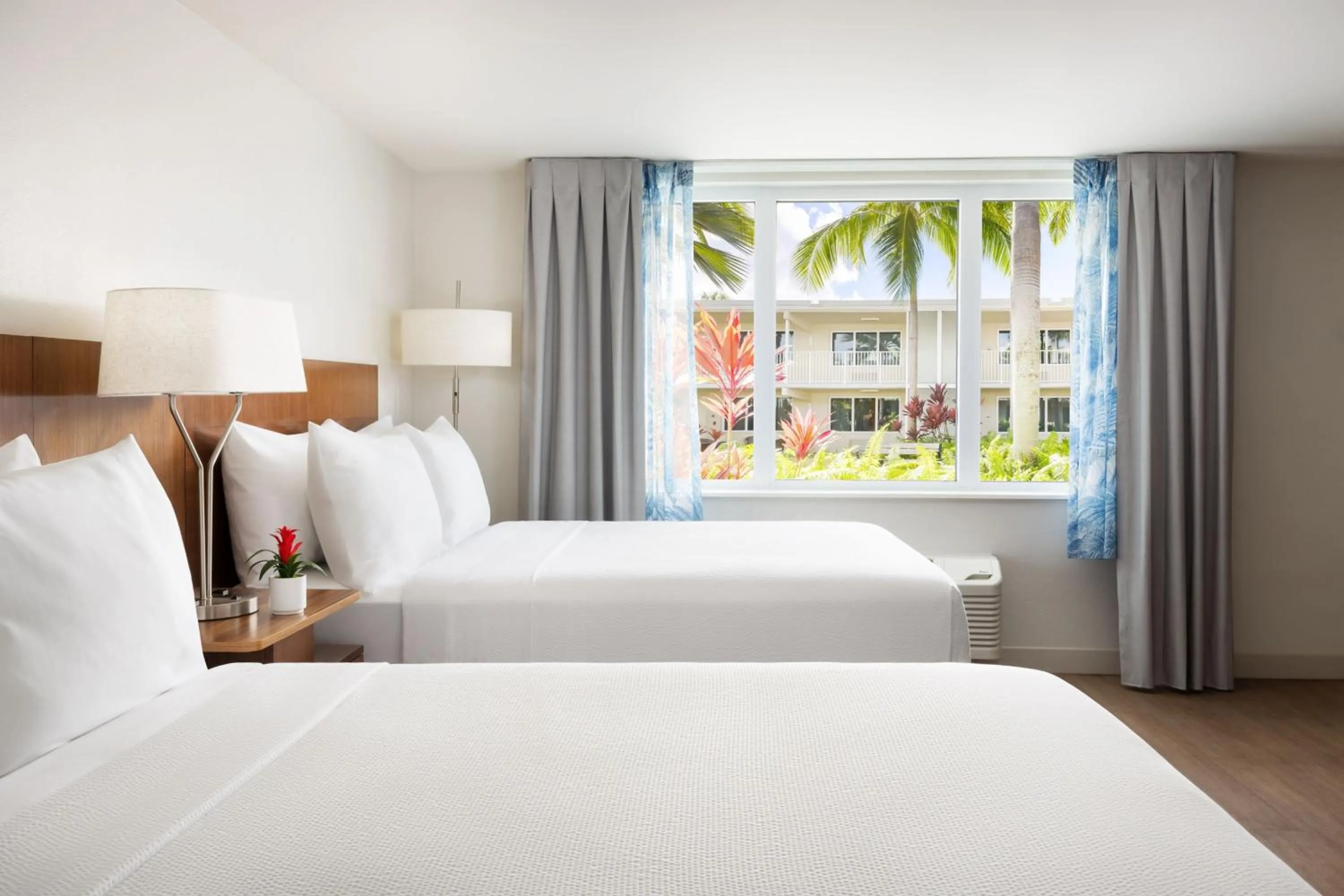 Photo of the whole room, Bed in Fairfield by Marriott Inn & Suites Key West at The Keys Collection