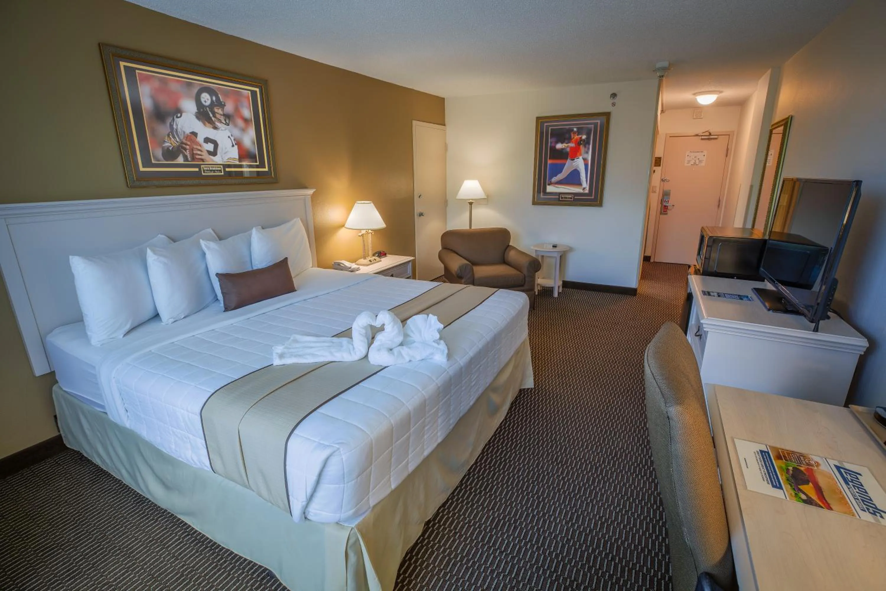 Photo of the whole room in Stadium Hotel