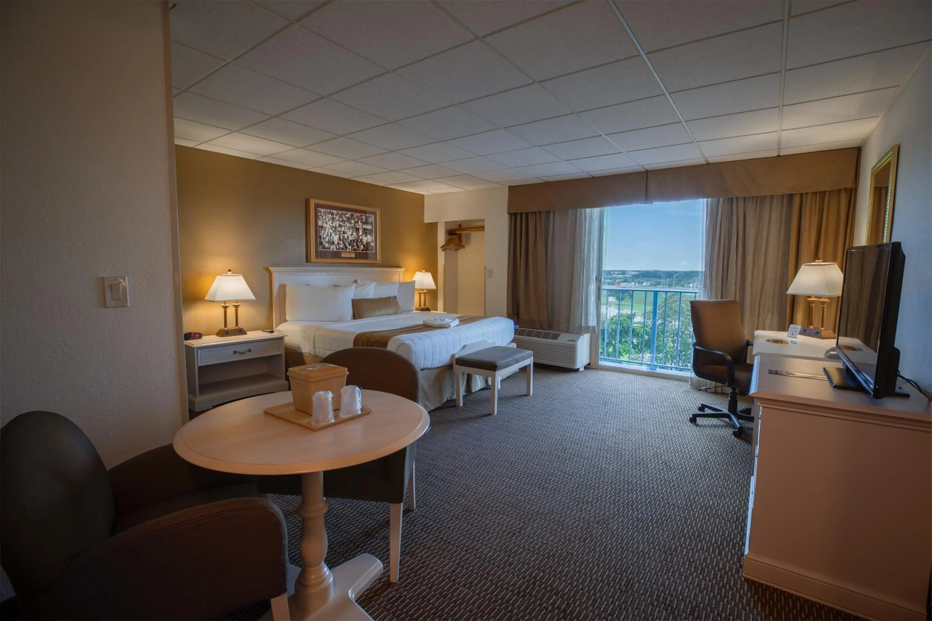 Photo of the whole room in Stadium Hotel