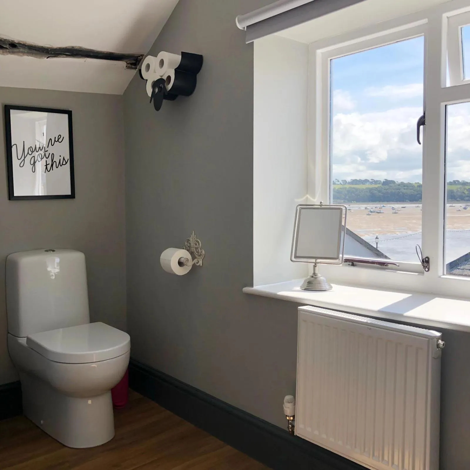 Bathroom in Sailors Rest