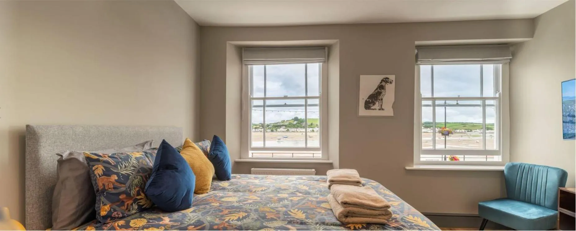 Bedroom, Bed in Sailors Rest