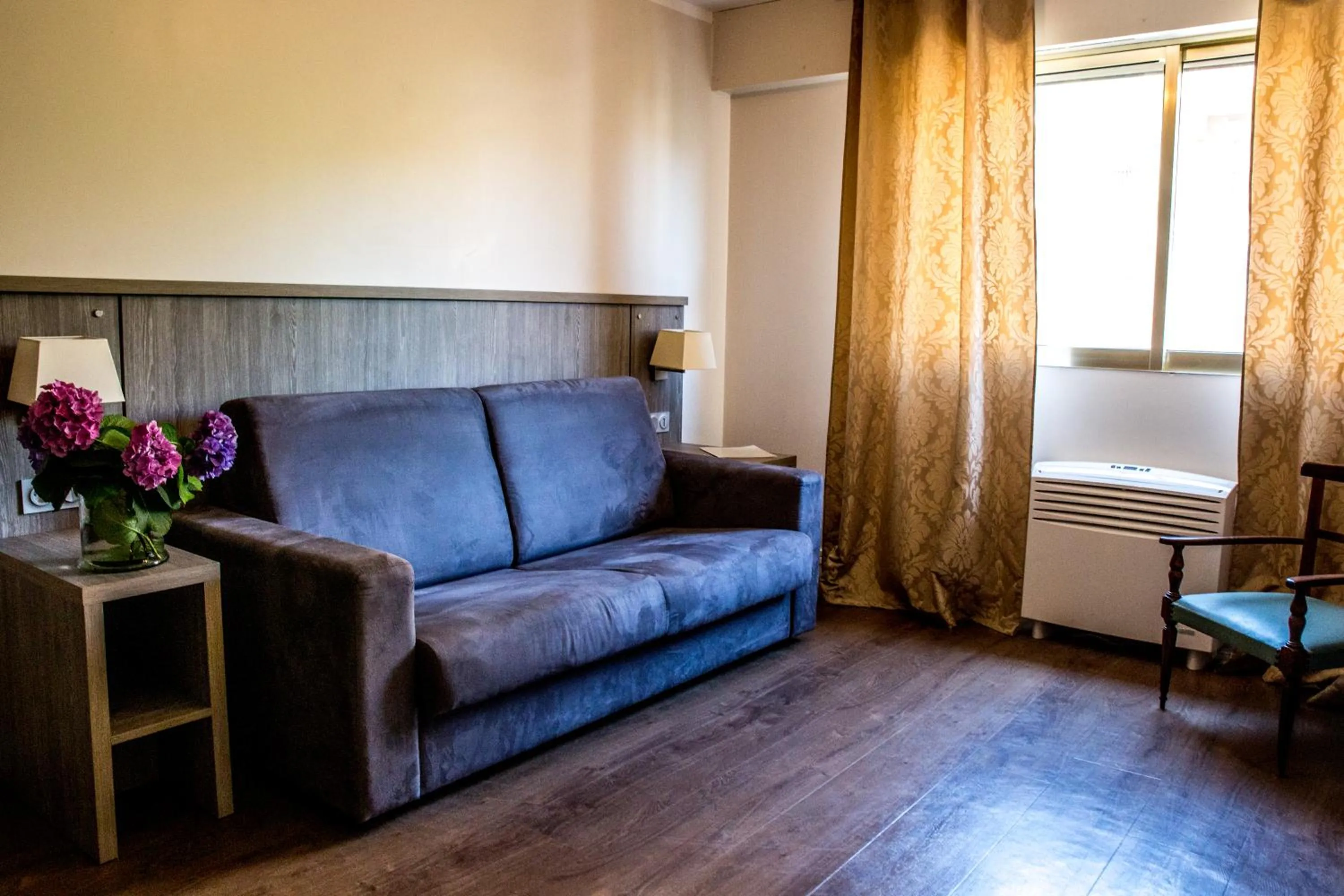 Bed in Hôtel Albion