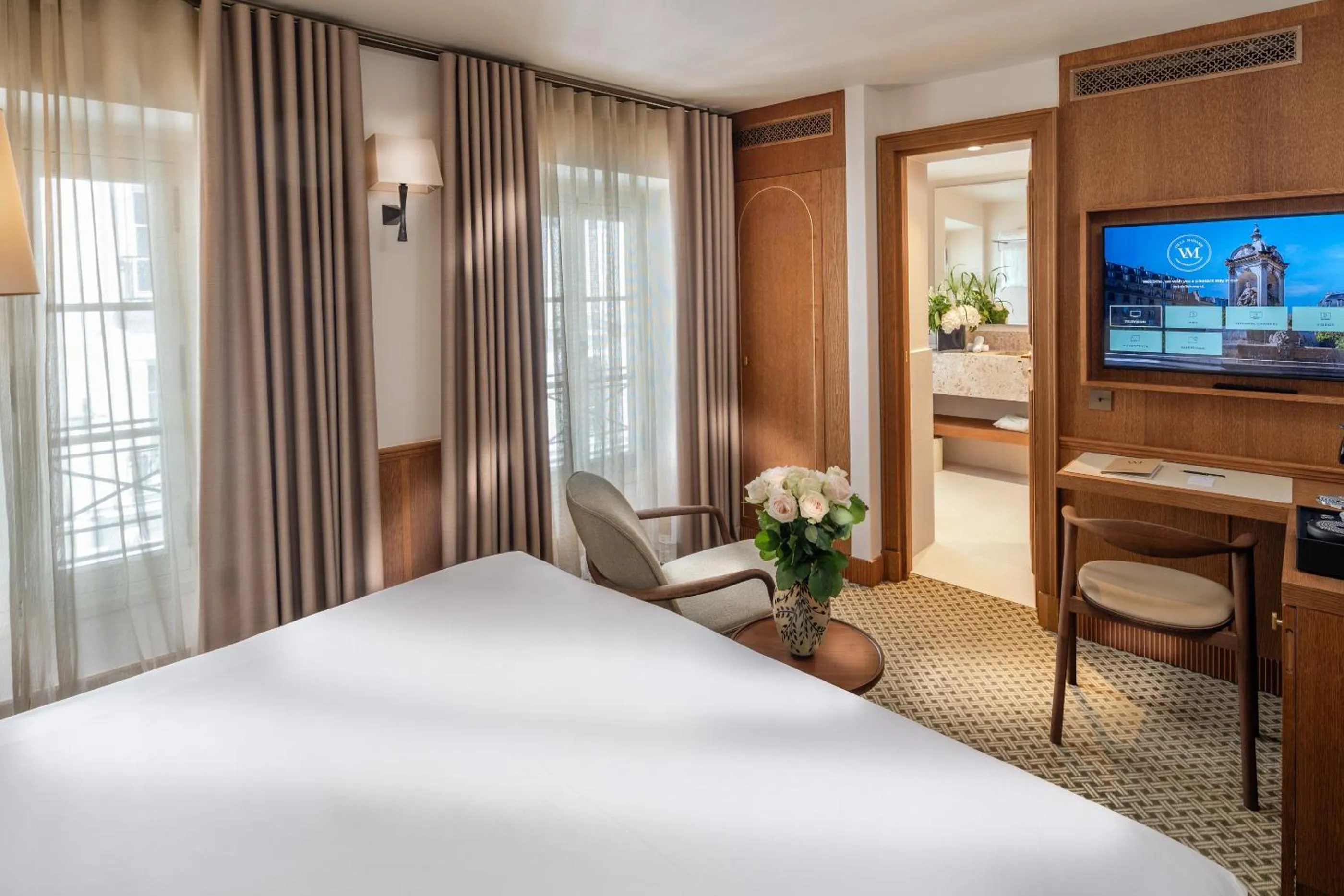 Photo of the whole room, Bed in Hôtel Villa Madame - Saint-Germain-des-Prés