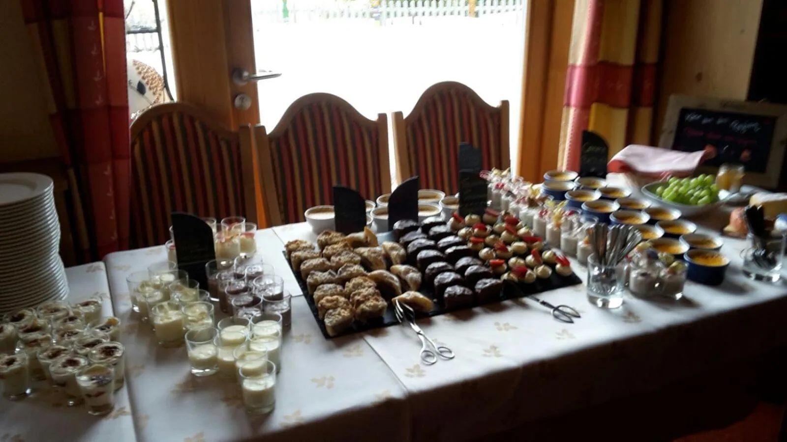 Restaurant/places to eat in "Quality Hosts Arlberg" Hotel-Gasthof Freisleben