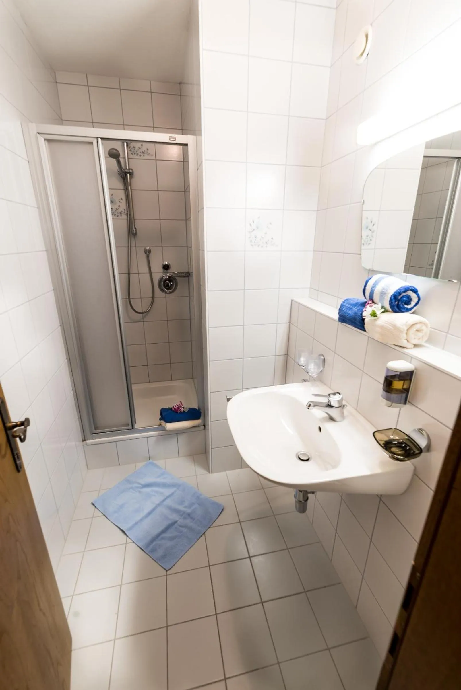 Bathroom in "Quality Hosts Arlberg" Hotel-Gasthof Freisleben