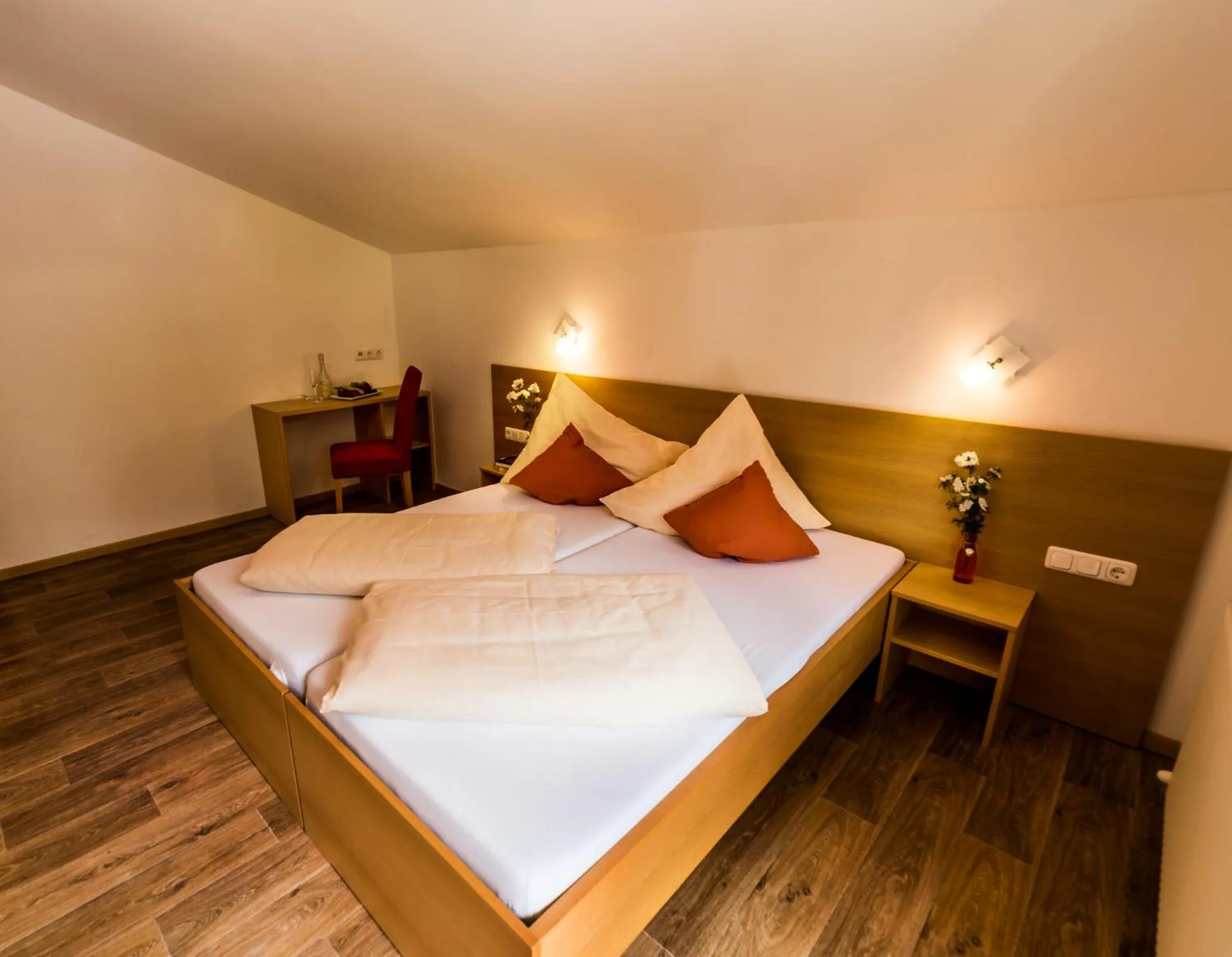 Bed in "Quality Hosts Arlberg" Hotel-Gasthof Freisleben