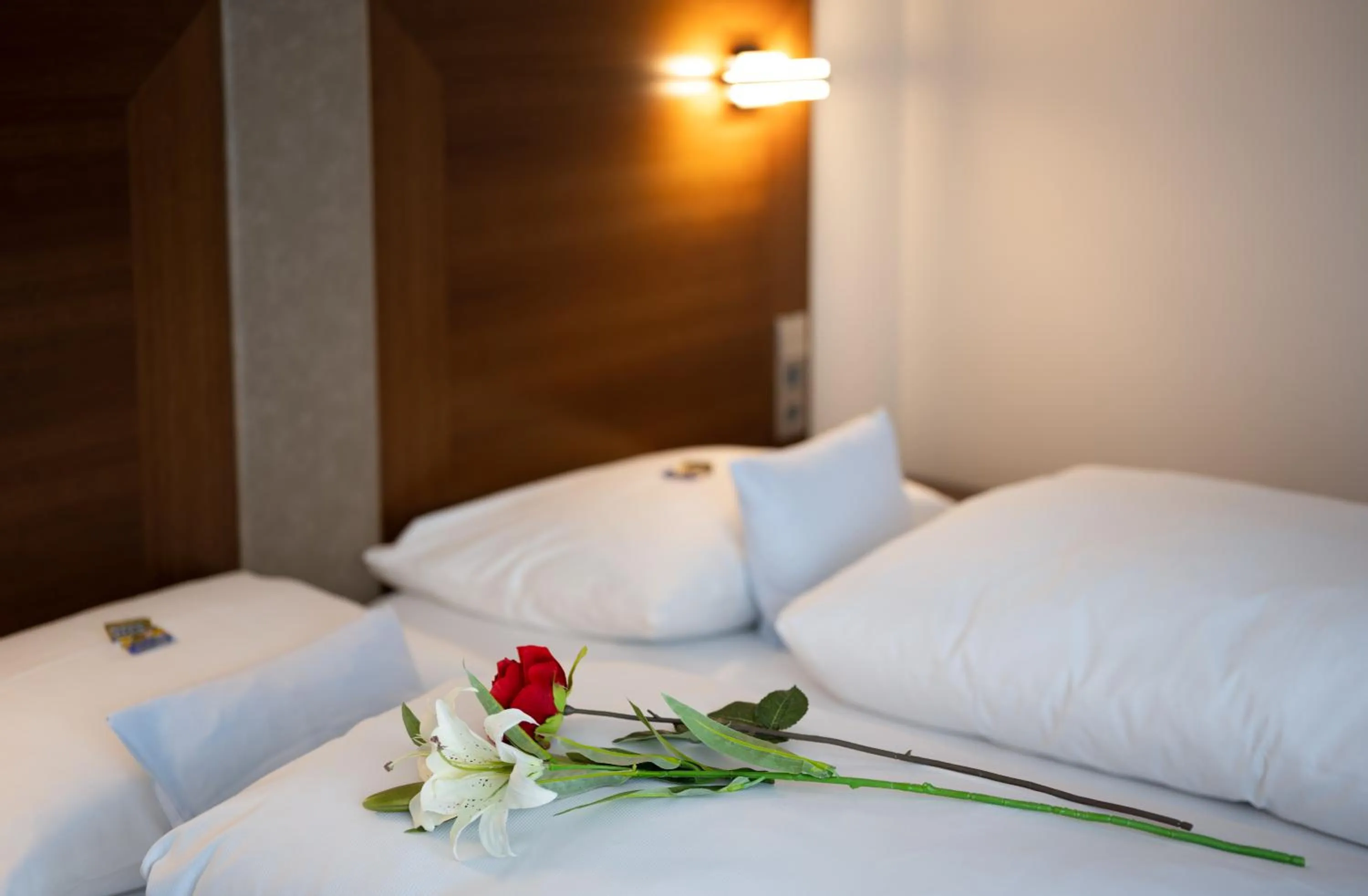 Photo of the whole room, Bed in Garni-Hotel Sailer & Hotel Sailer´s Villa