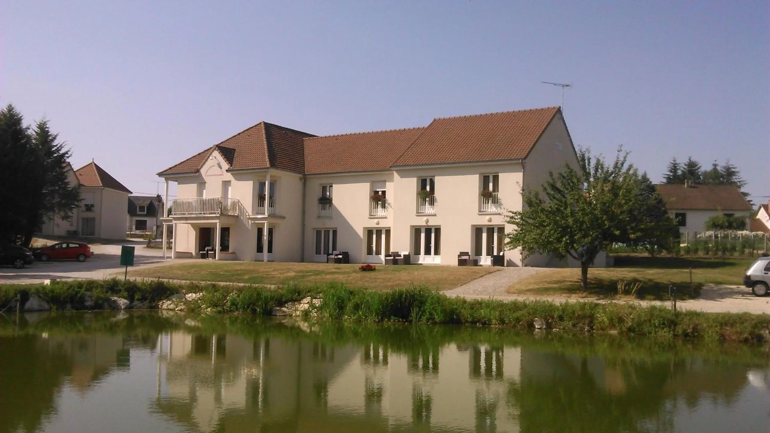Property building in L'Orée des Châteaux