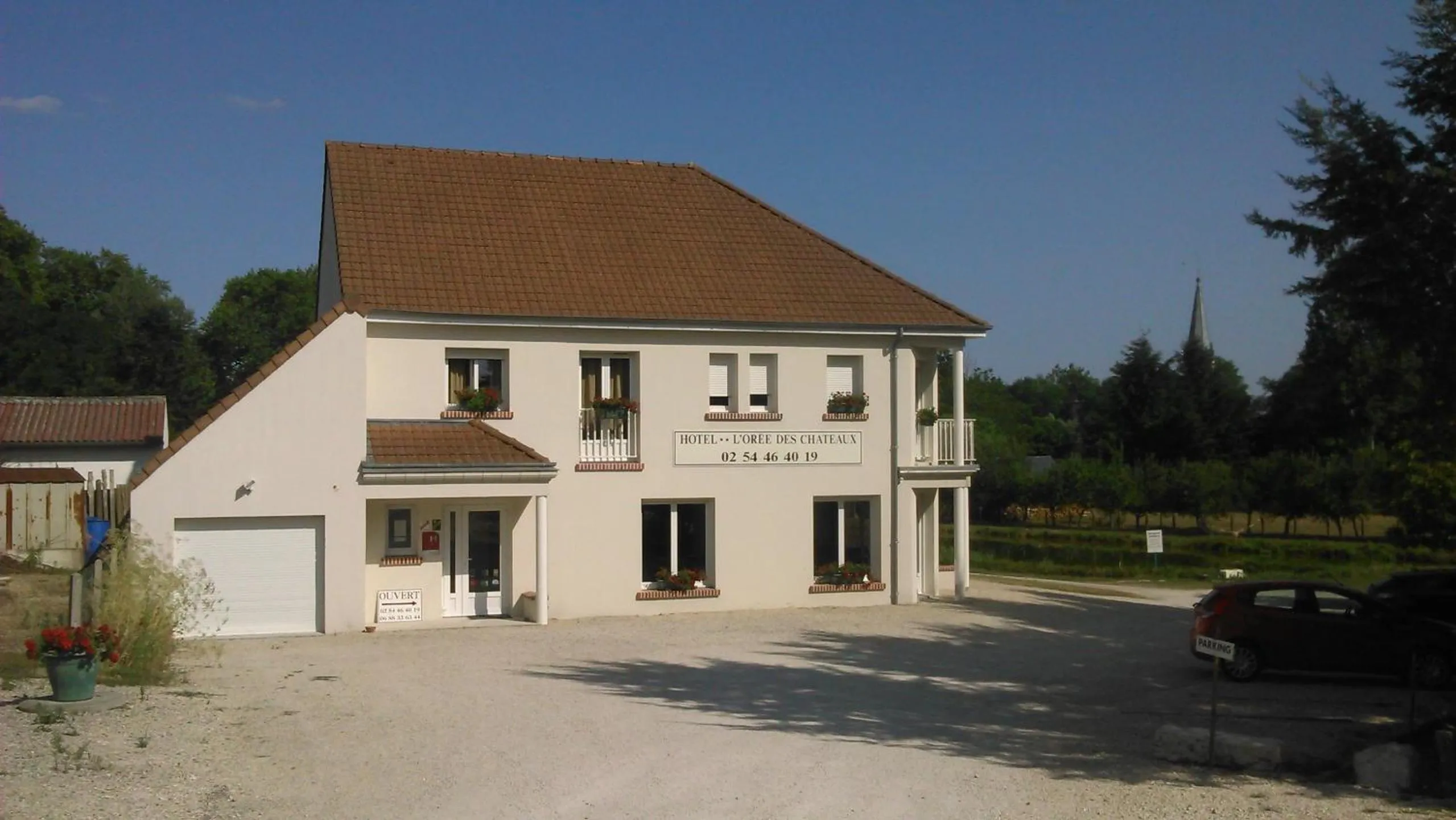 Property building in L'Orée des Châteaux