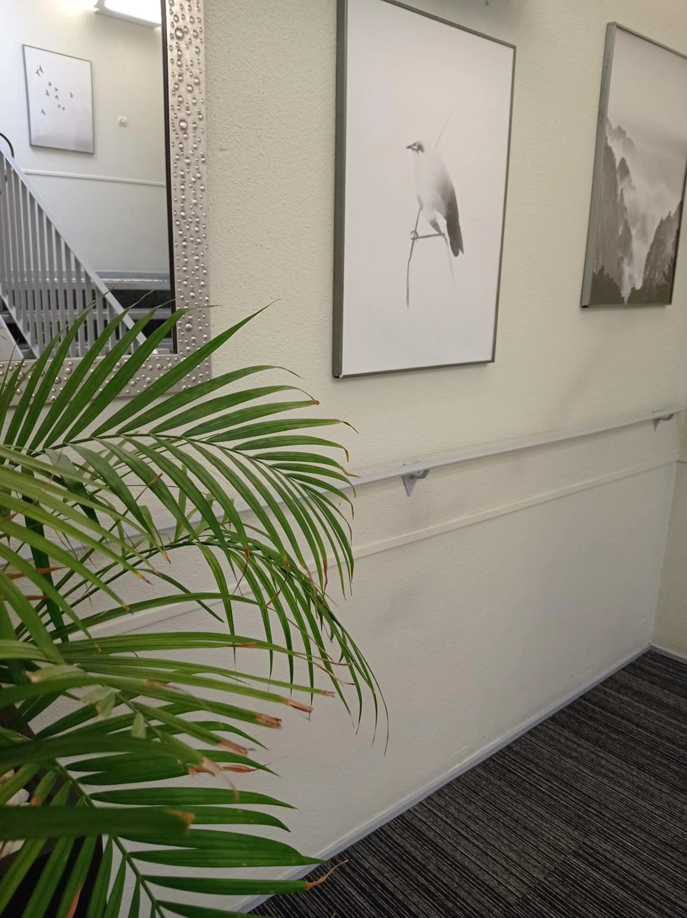 Property building in Kyriad Direct Bordeaux Est Lormont