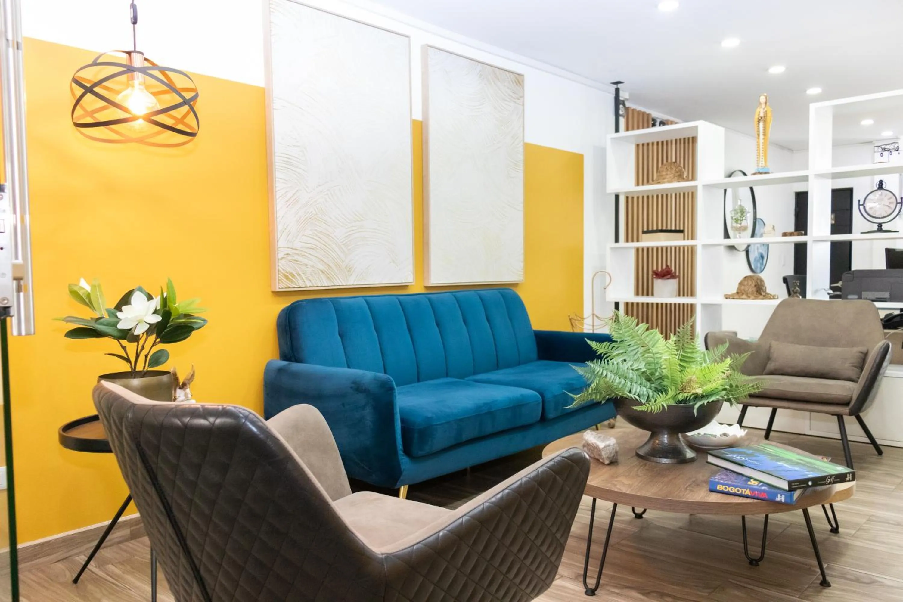 Living room in Hotel Bacata Plaza